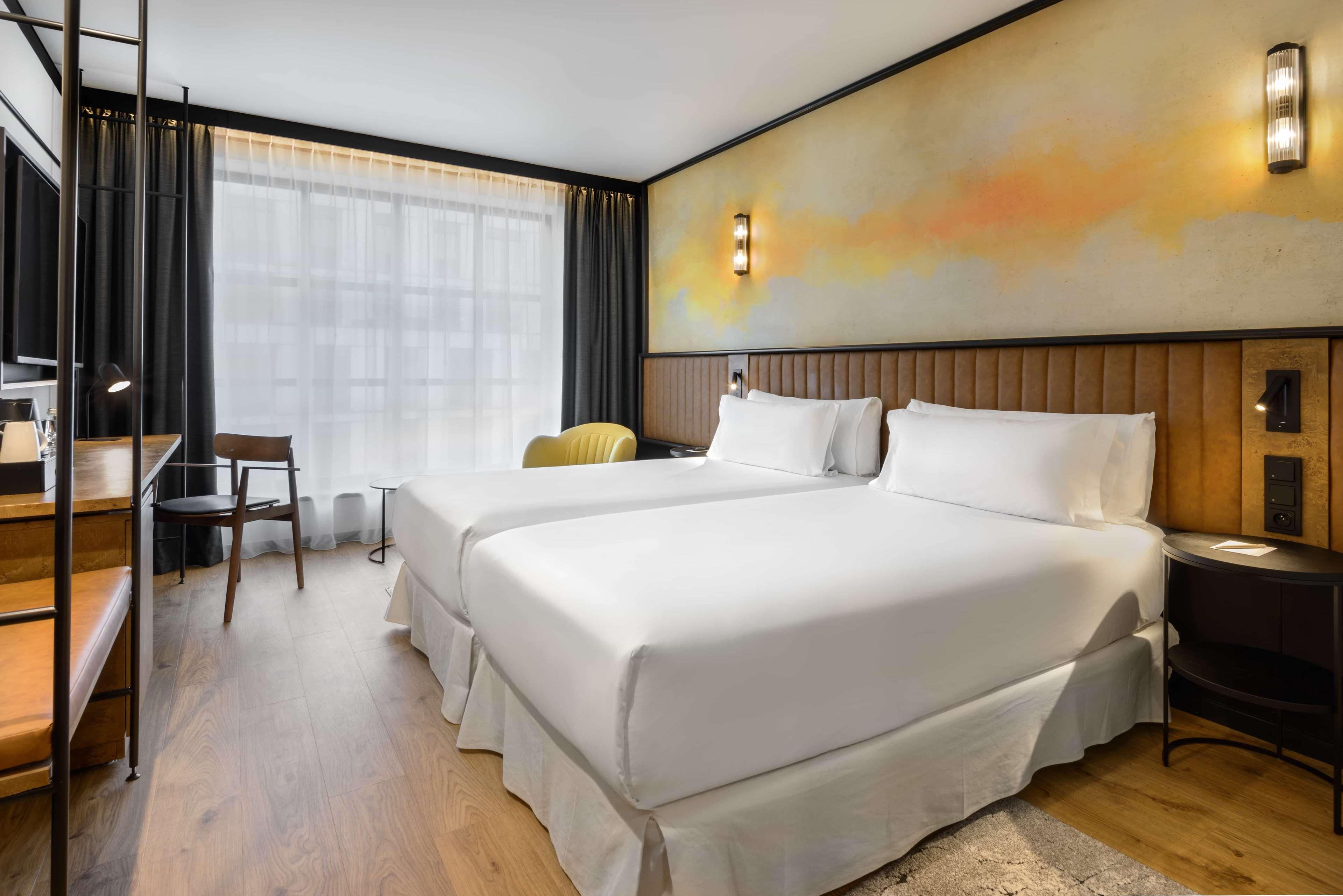 Double or Twin Superior