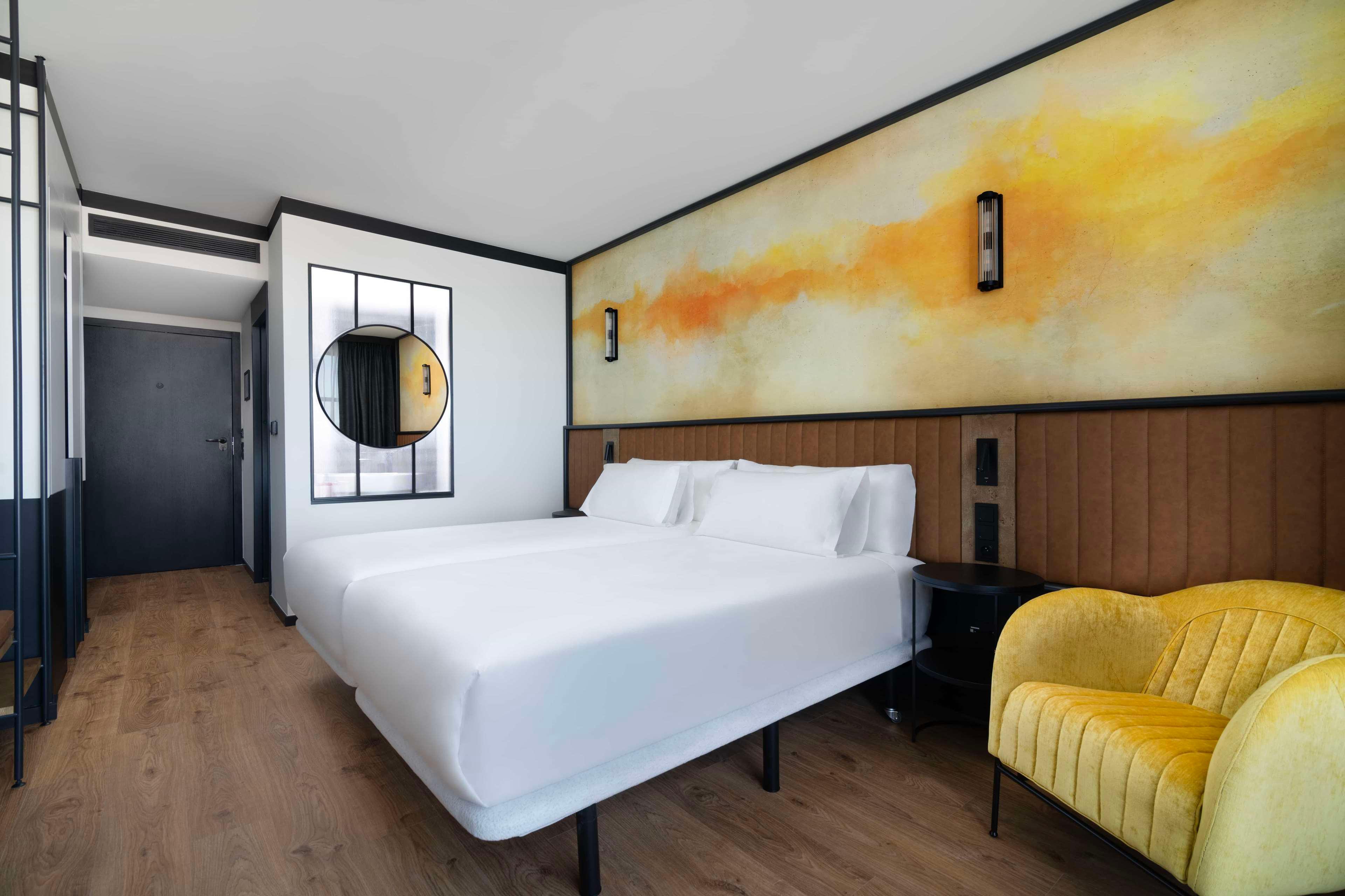 Double or Twin Superior