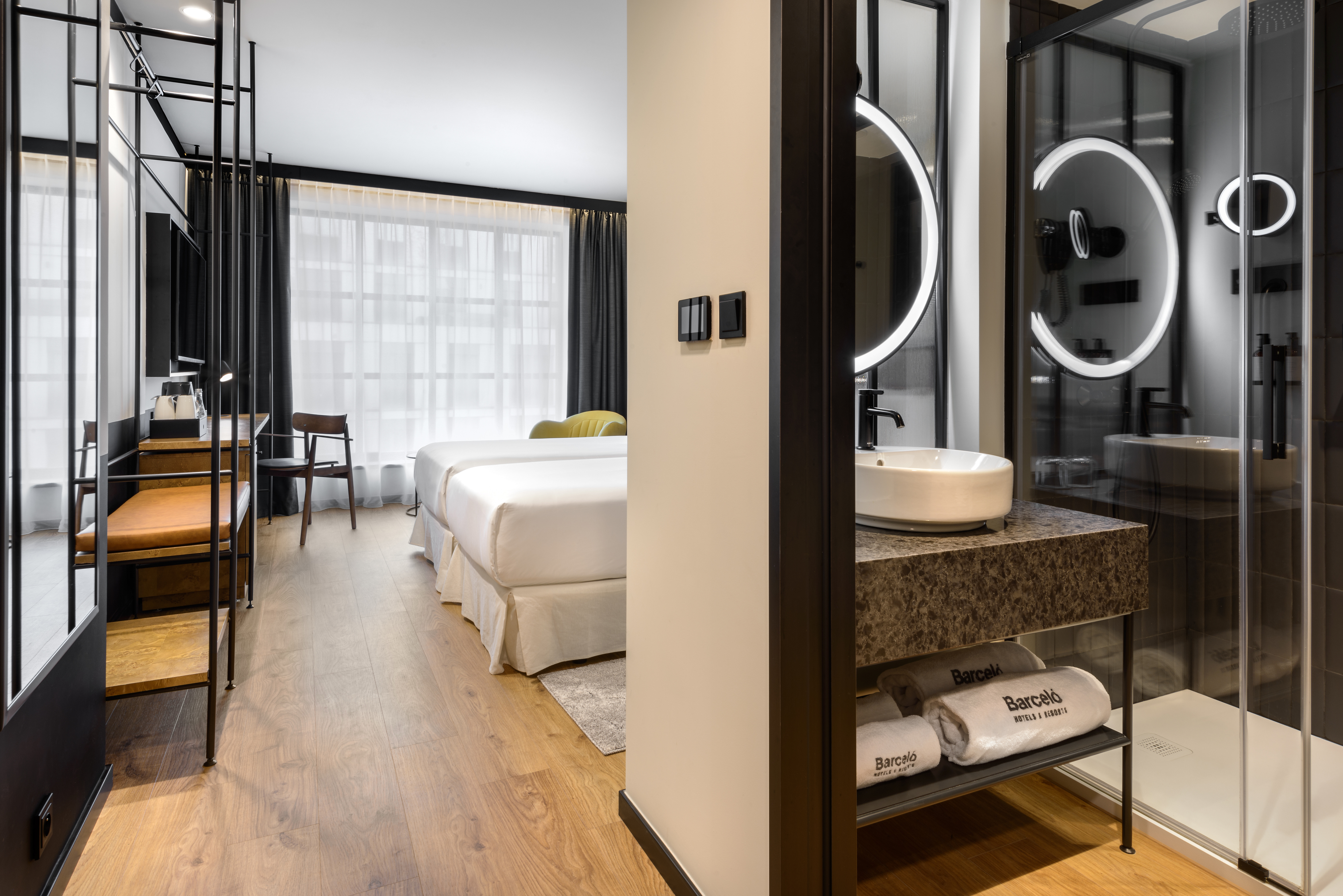 Double or Twin Deluxe