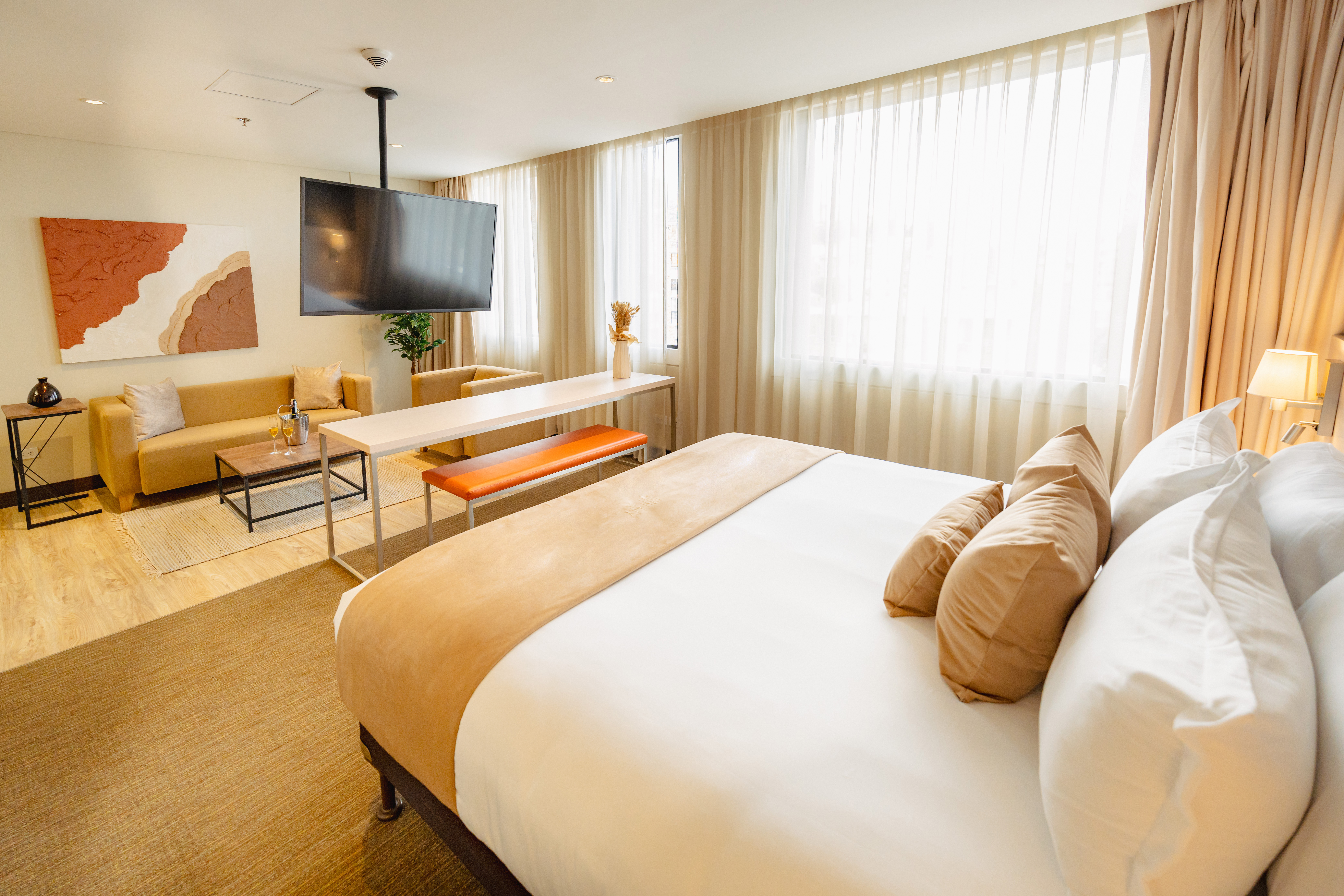 Junior Suite King Size Bed