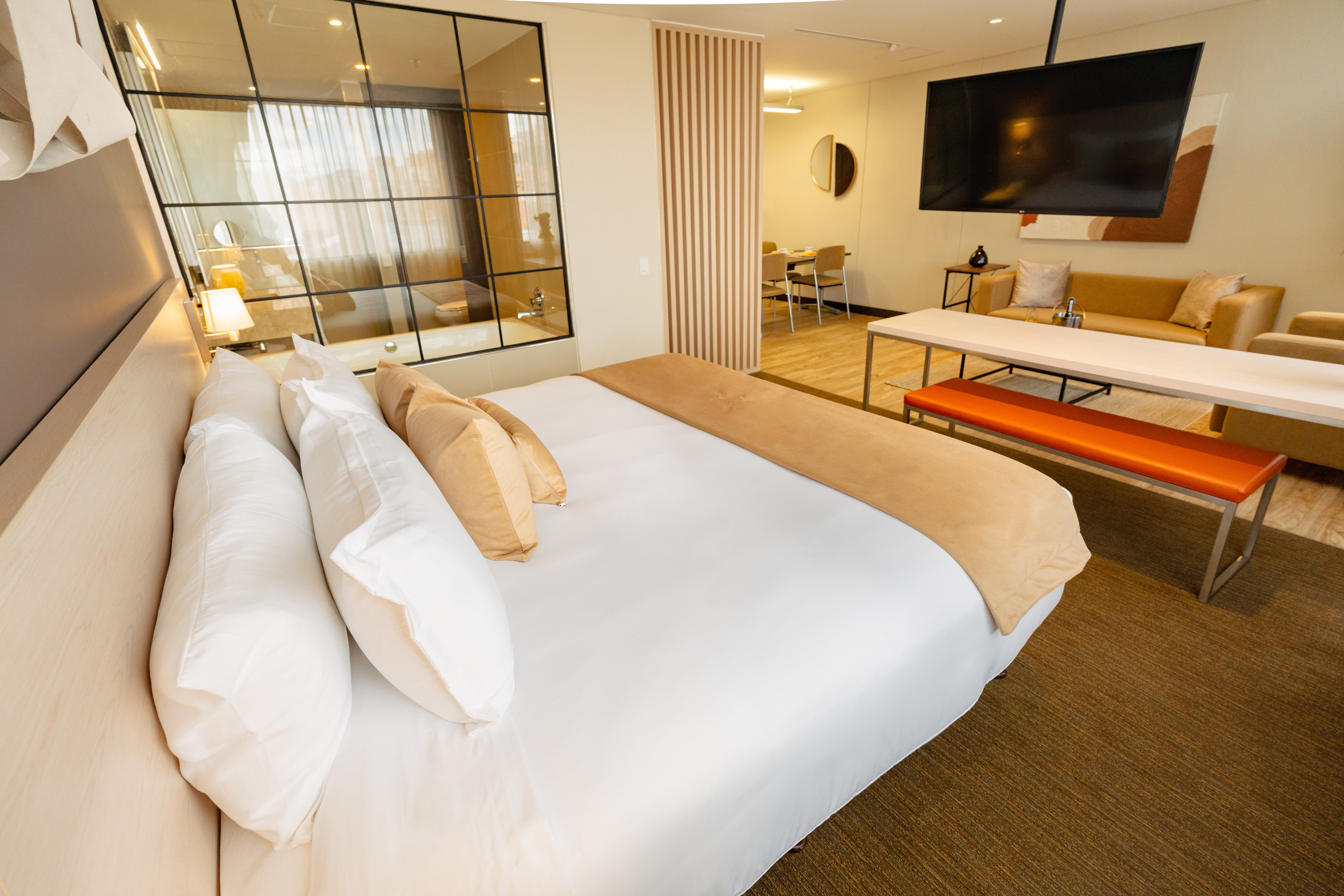 Junior Suite King Size Bed