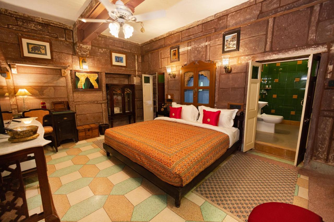 Double or Twin Deluxe