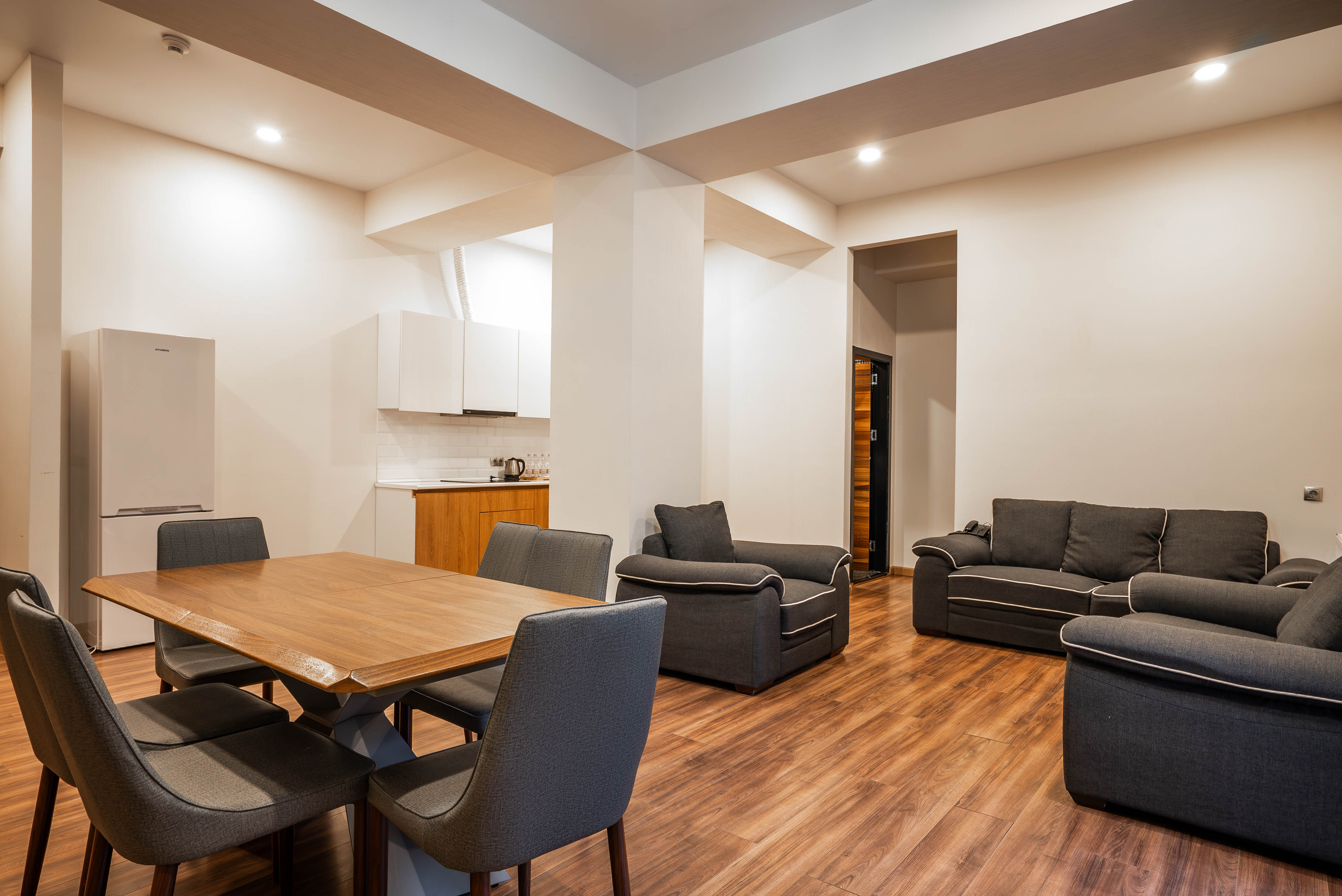 Suite Two Bedrooms One Bathroom