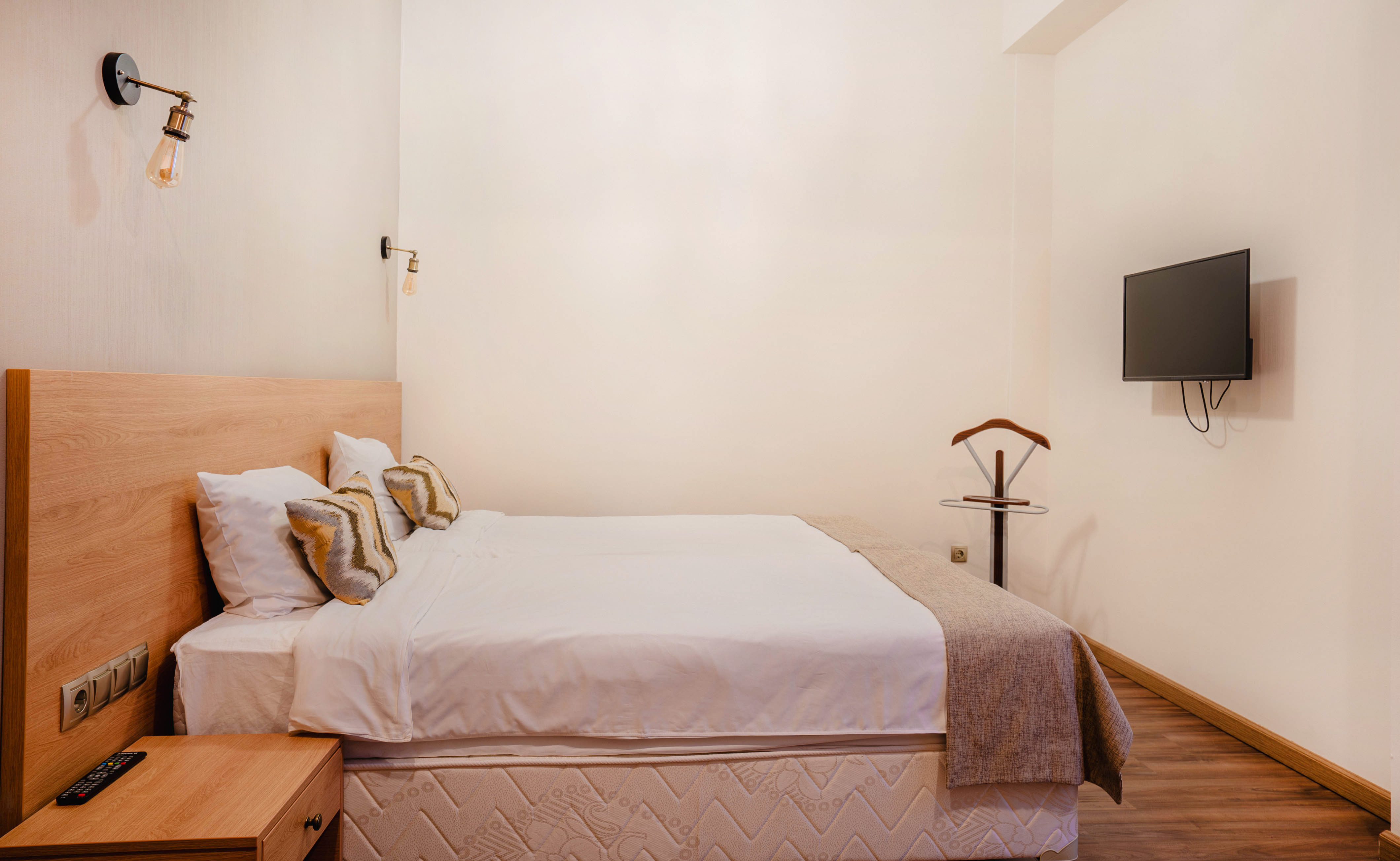 Suite Two Bedrooms One Bathroom