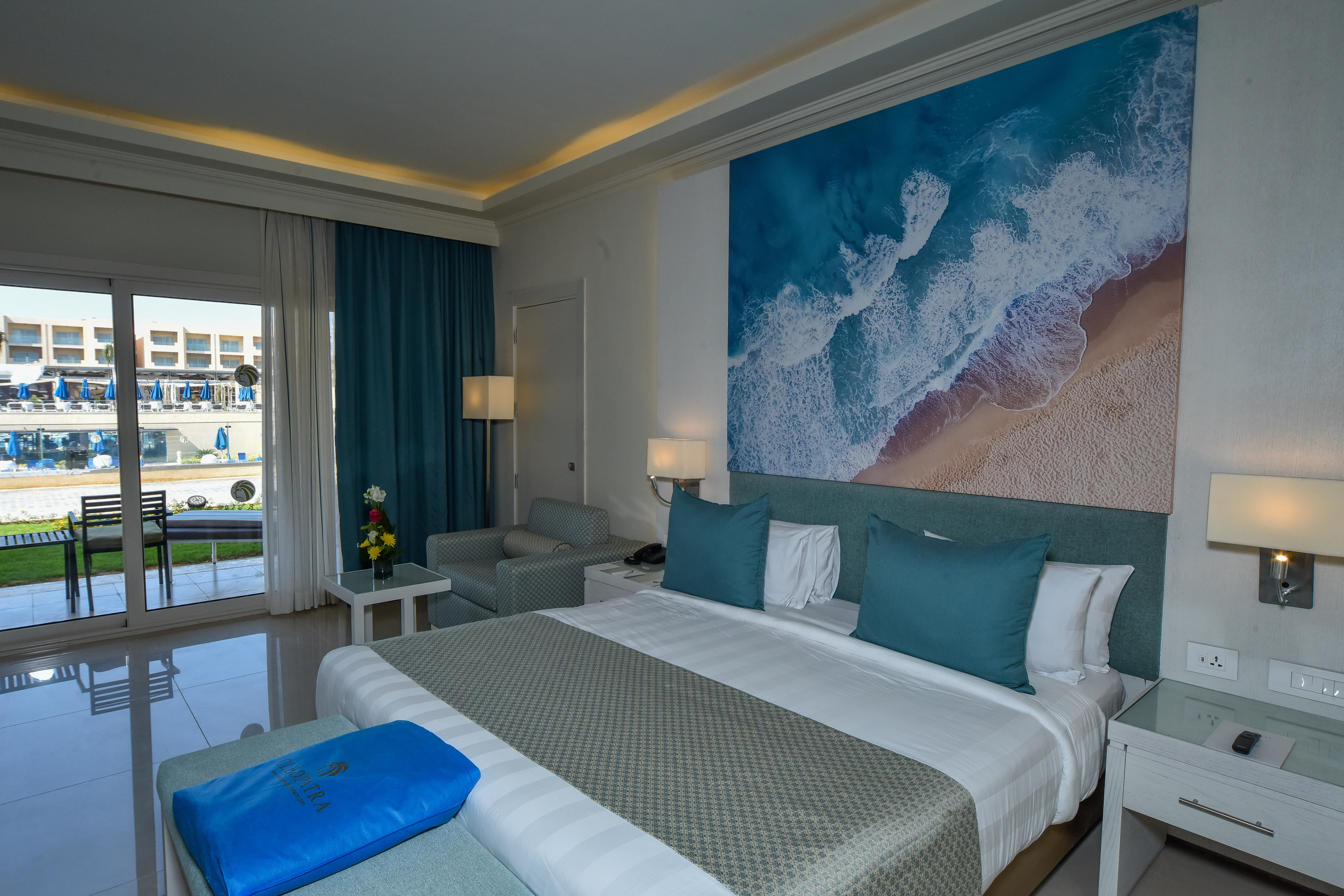 Double Deluxe Pool View