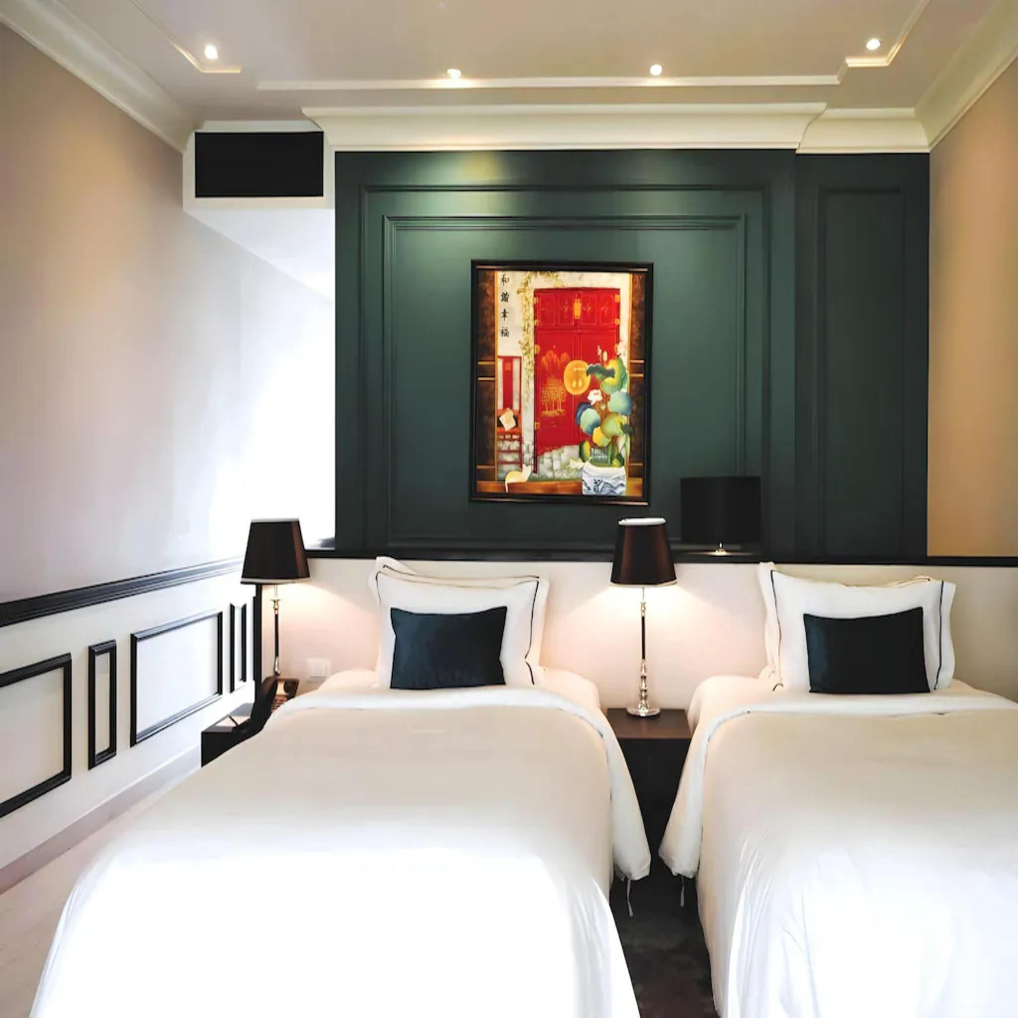 Twin Deluxe Two Bedroom