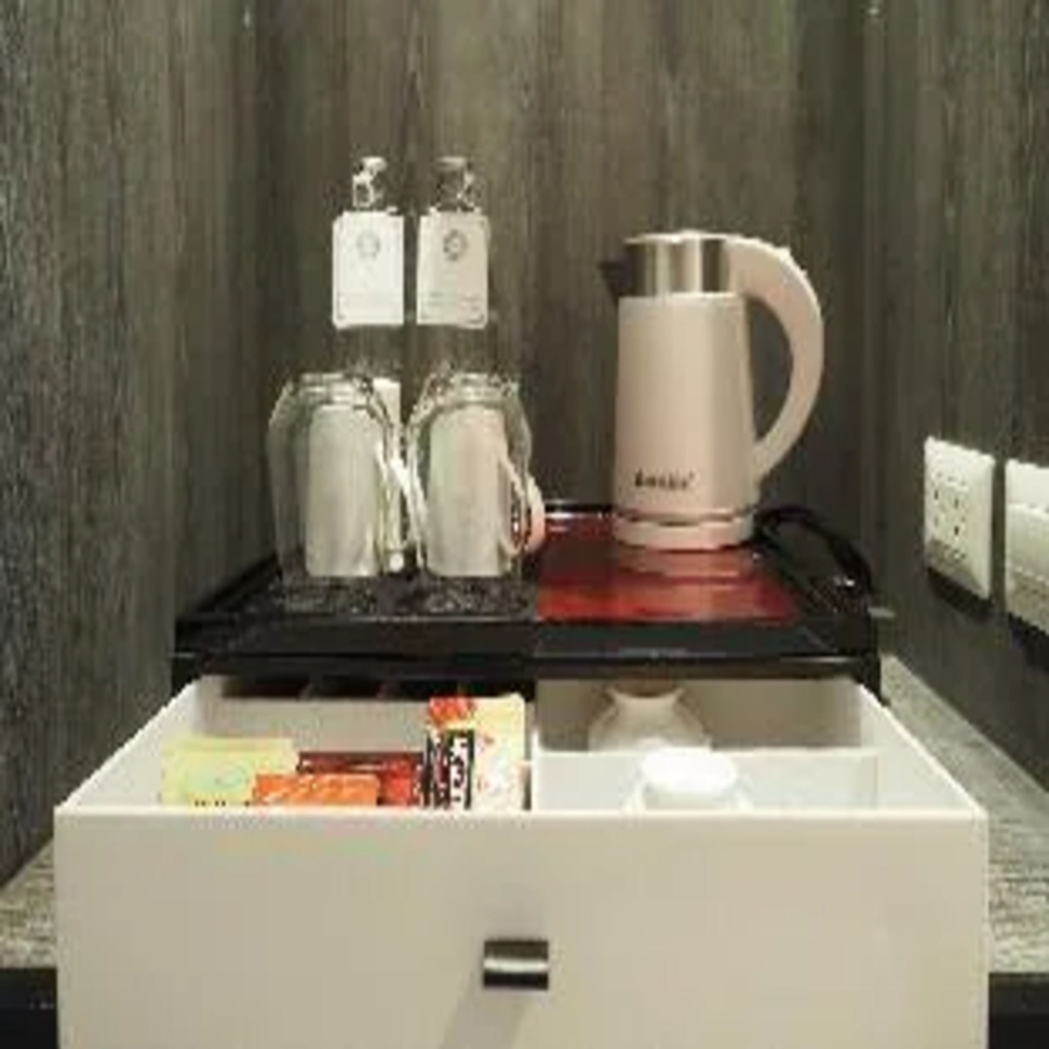 Twin Deluxe Two Bedroom