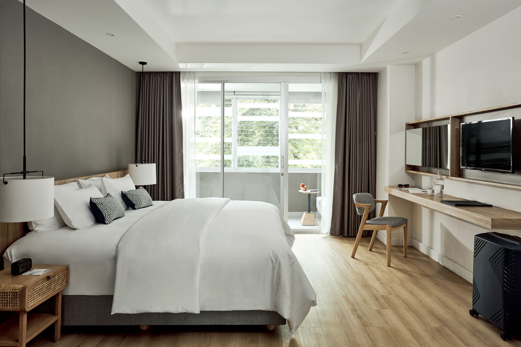 Room Deluxe with Balcony