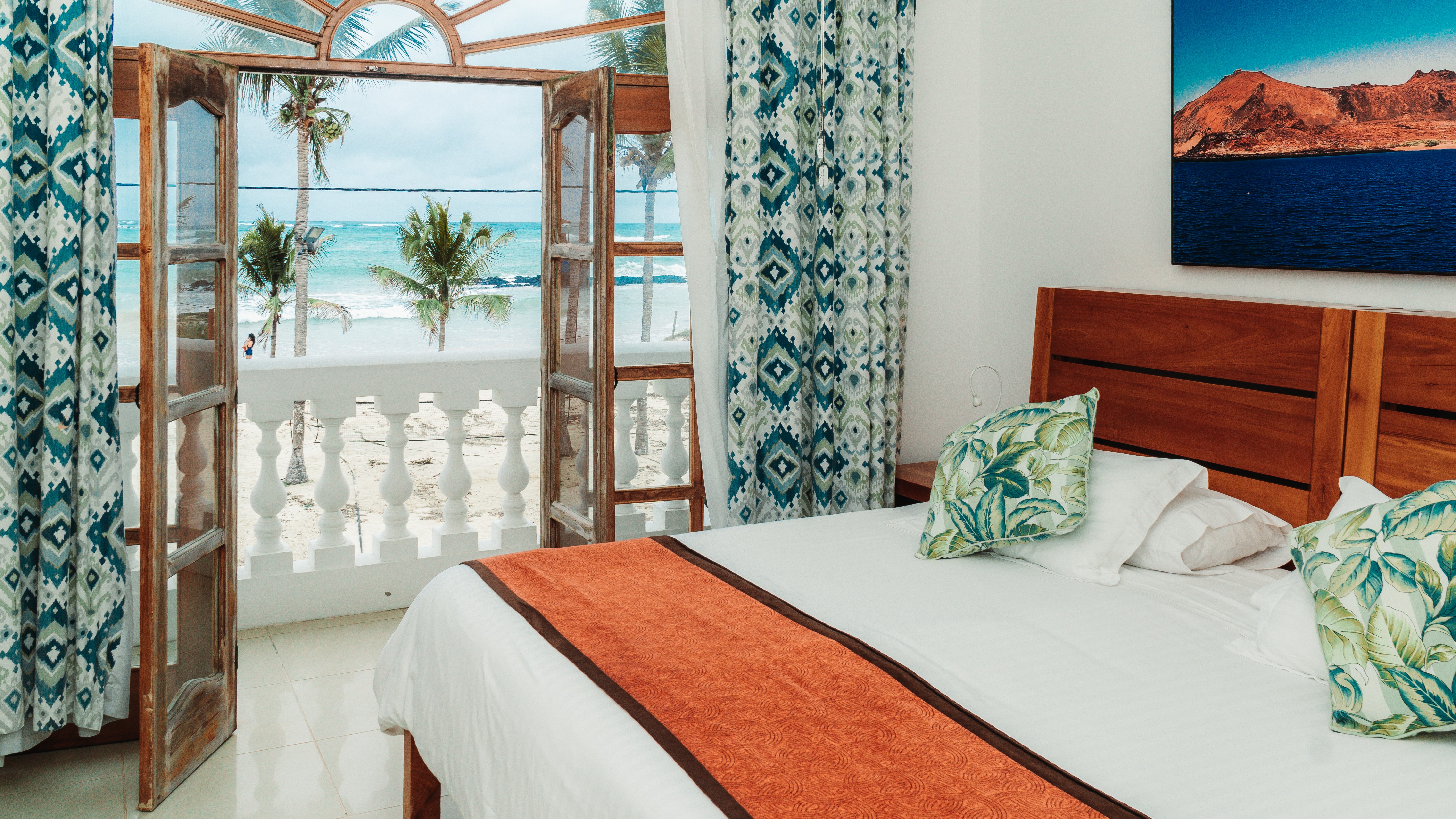 Double Deluxe King Bed