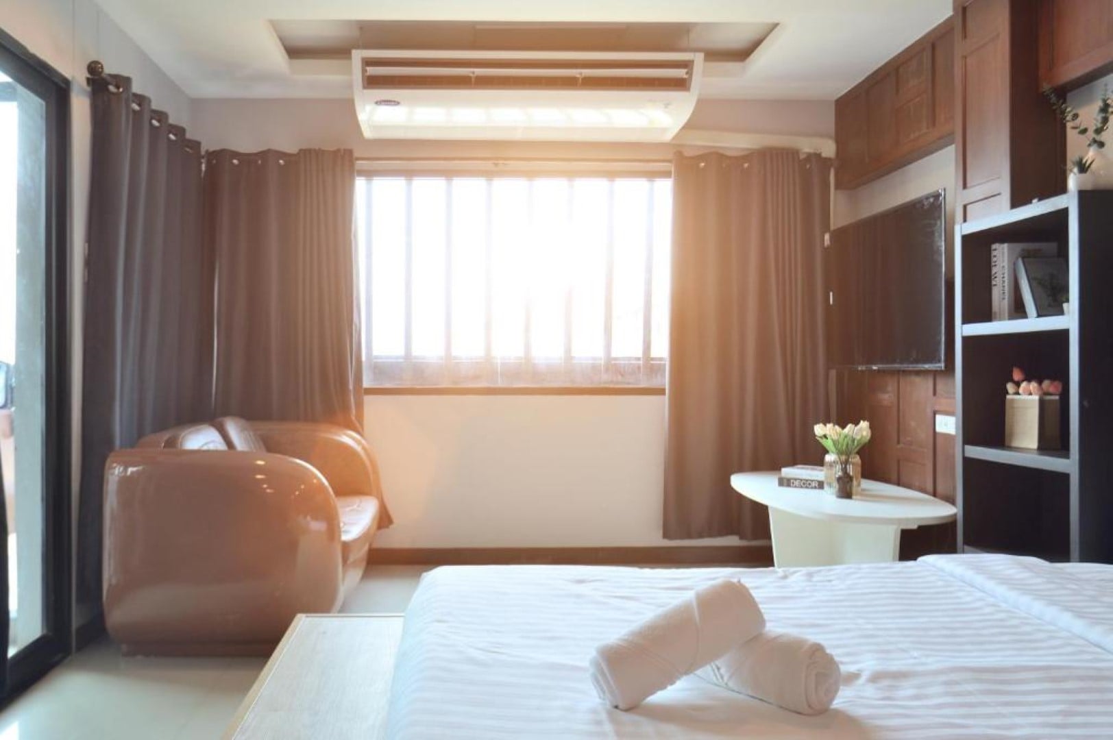 Family Room Capacity 8