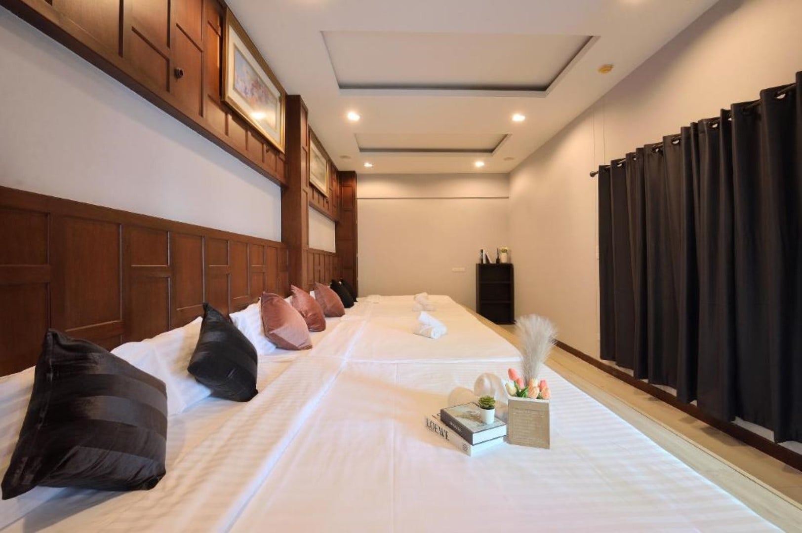 Family Room Capacity 8