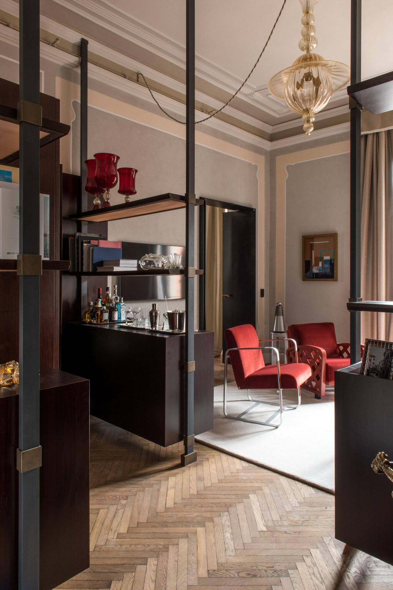 Suite City View King Bed