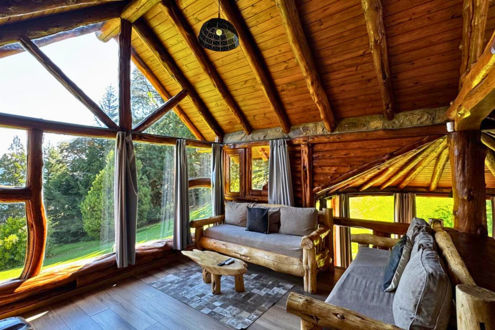 Cabin Two Bedrooms One Bathroom