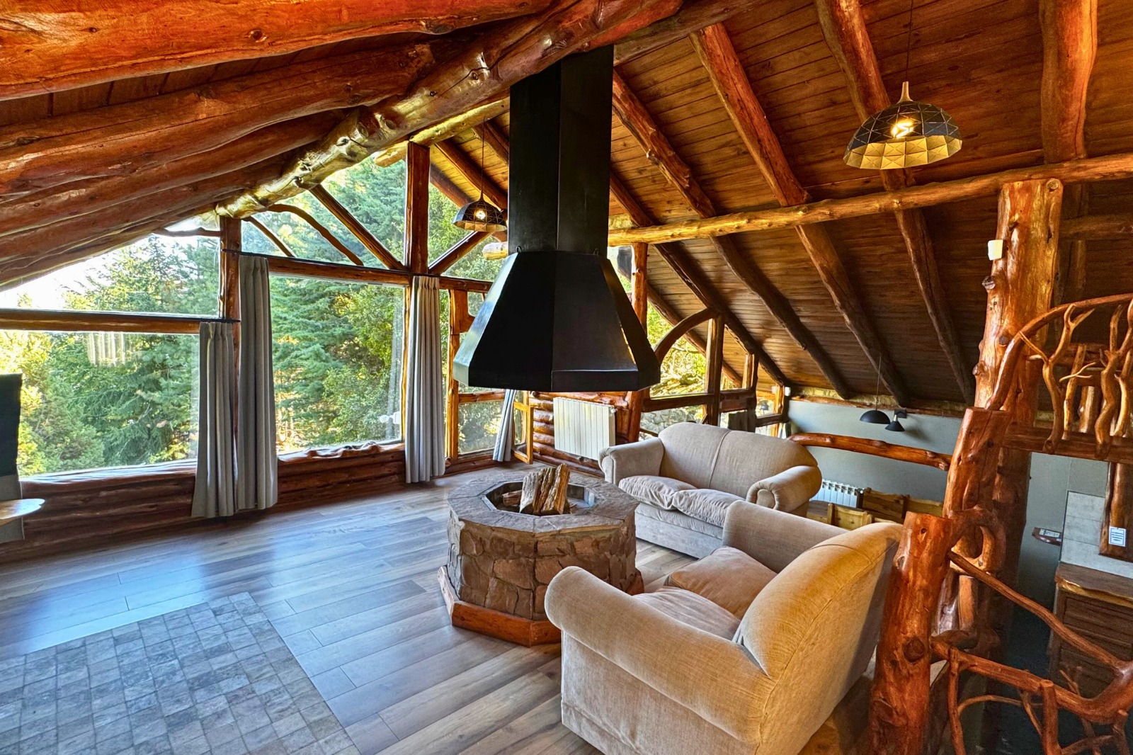 Cabin Two Bedrooms Two Bathrooms