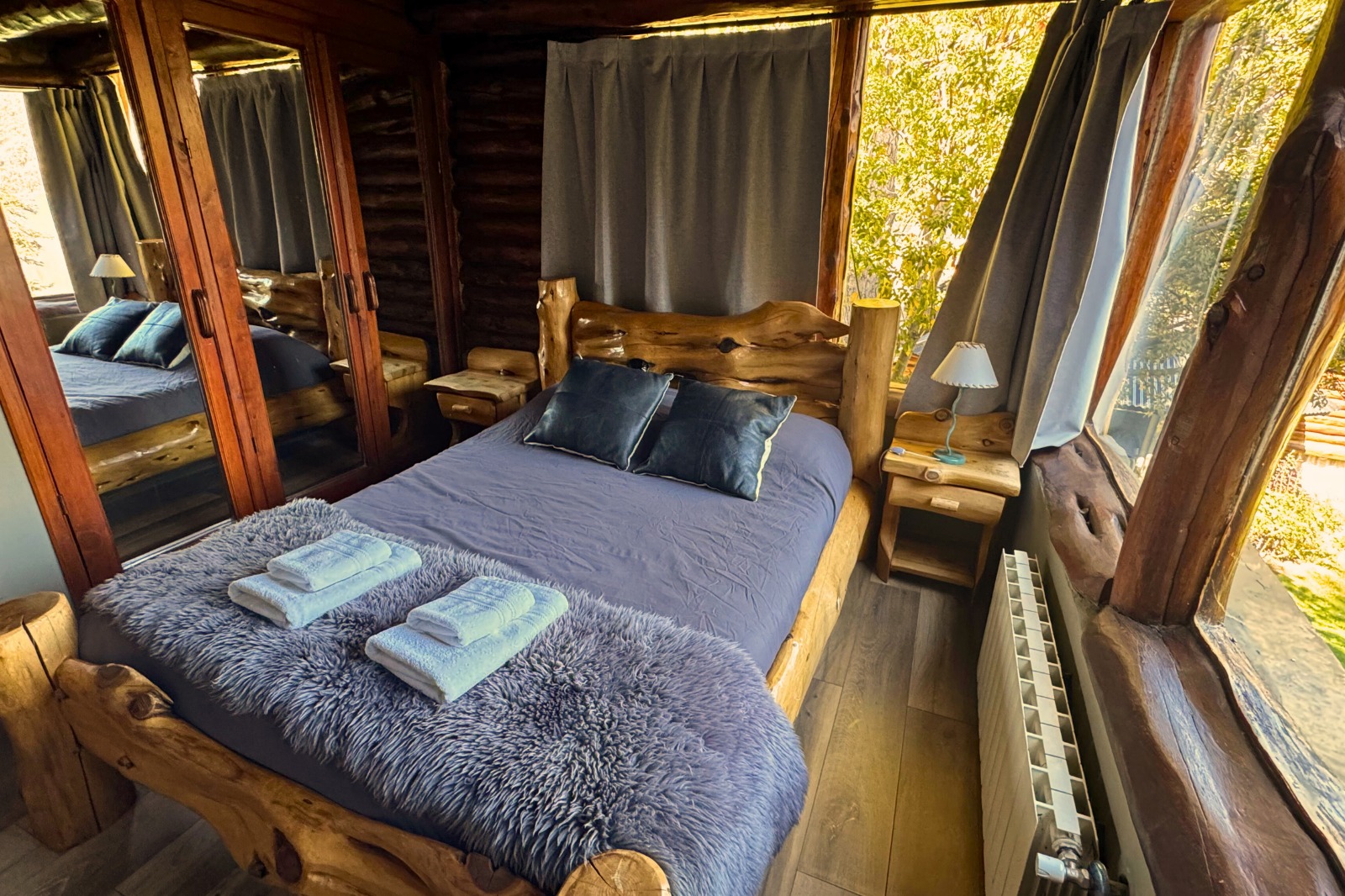 Cabin Two Bedrooms Two Bathrooms