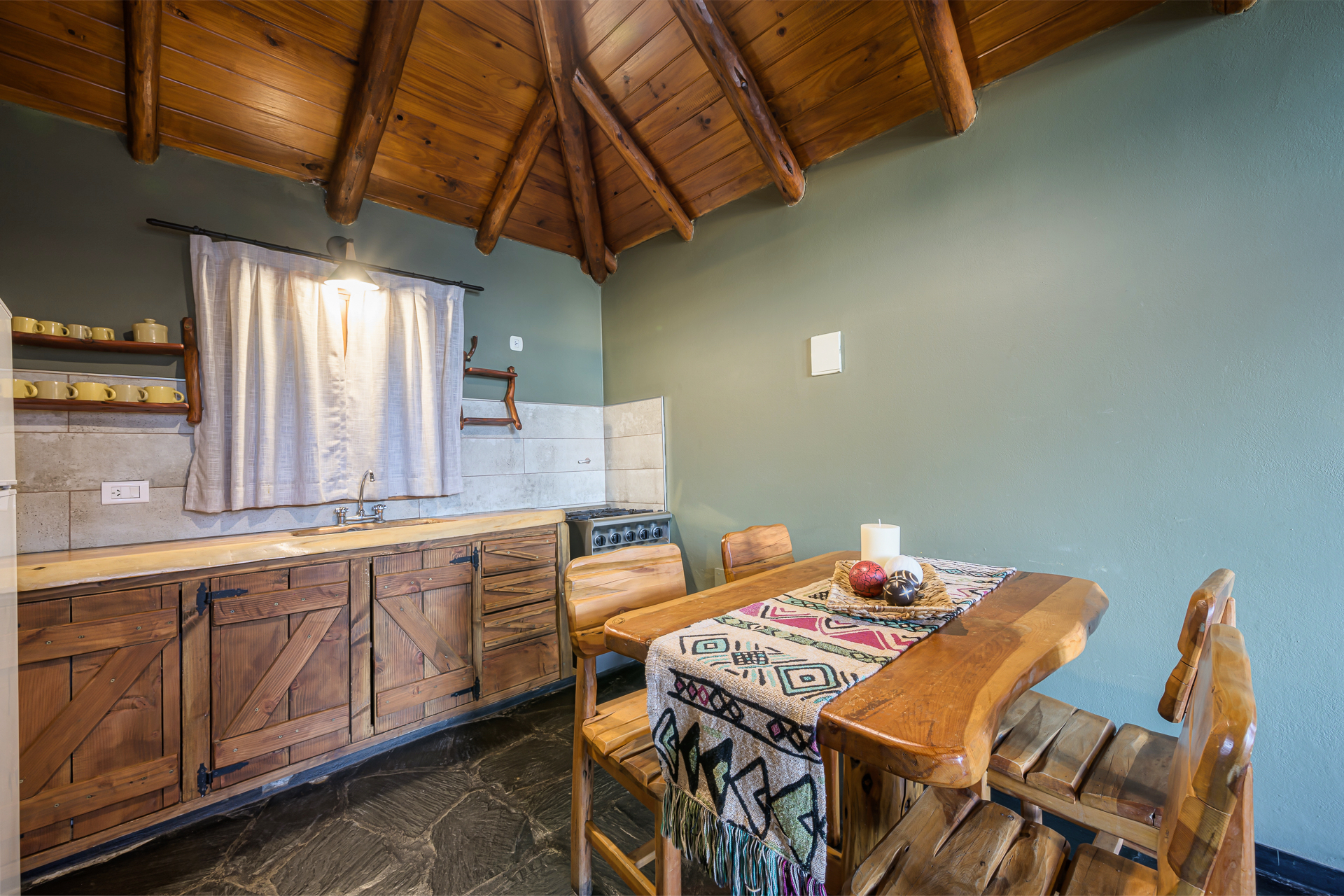 Cabin One Bedroom One Bathroom