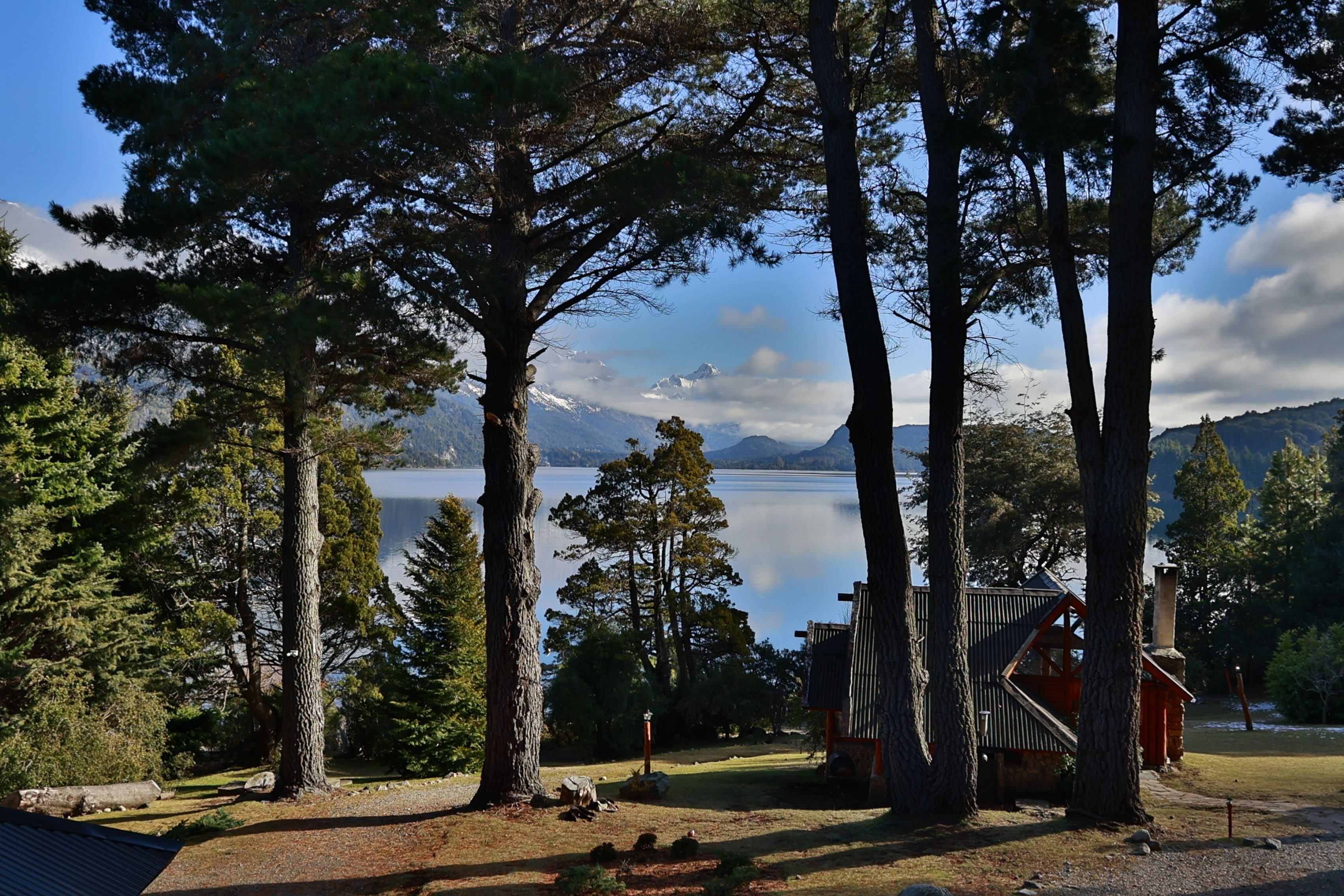 Cabin Three Bedrooms Two Bathrooms