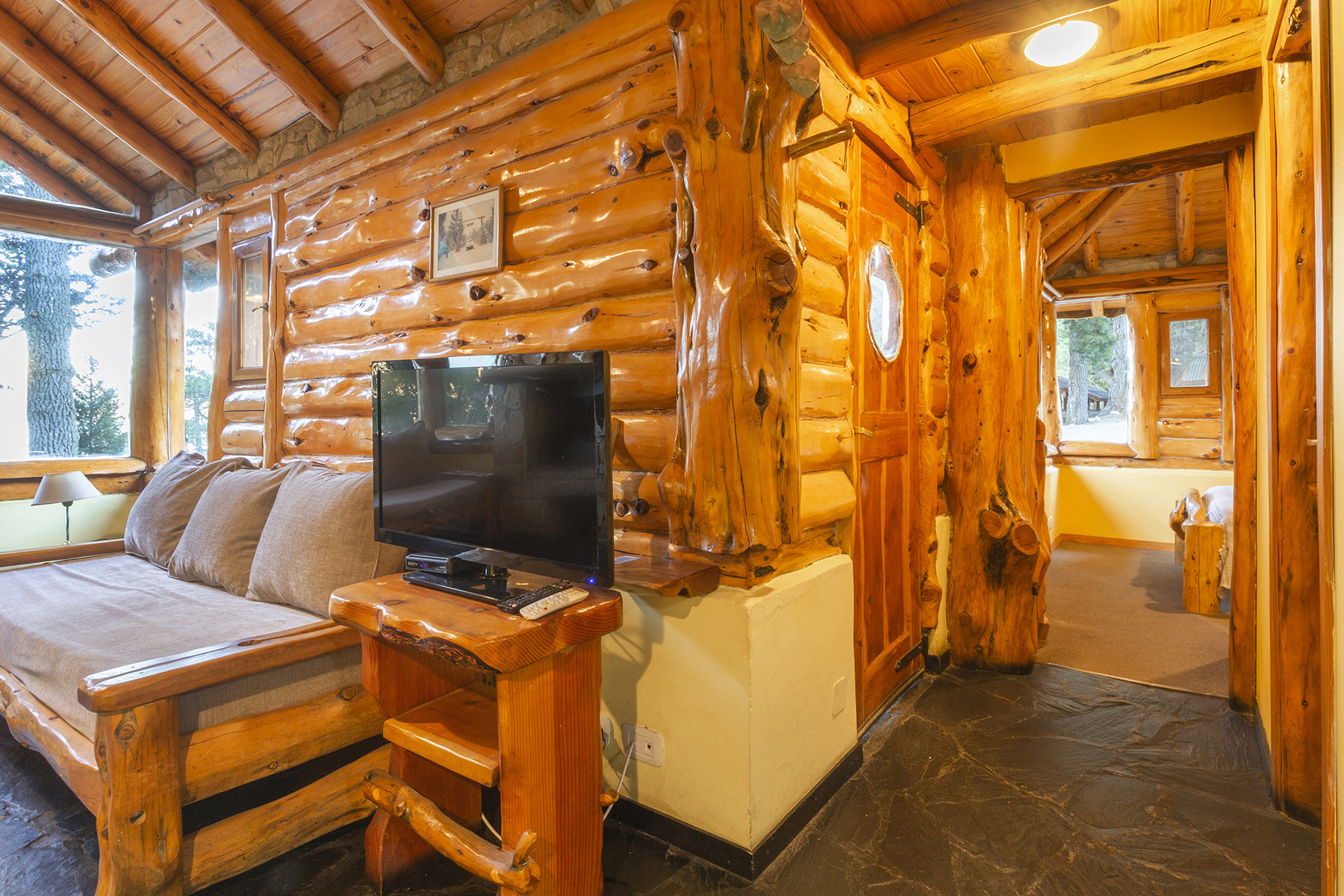 Cabin One Bedroom One Bathroom