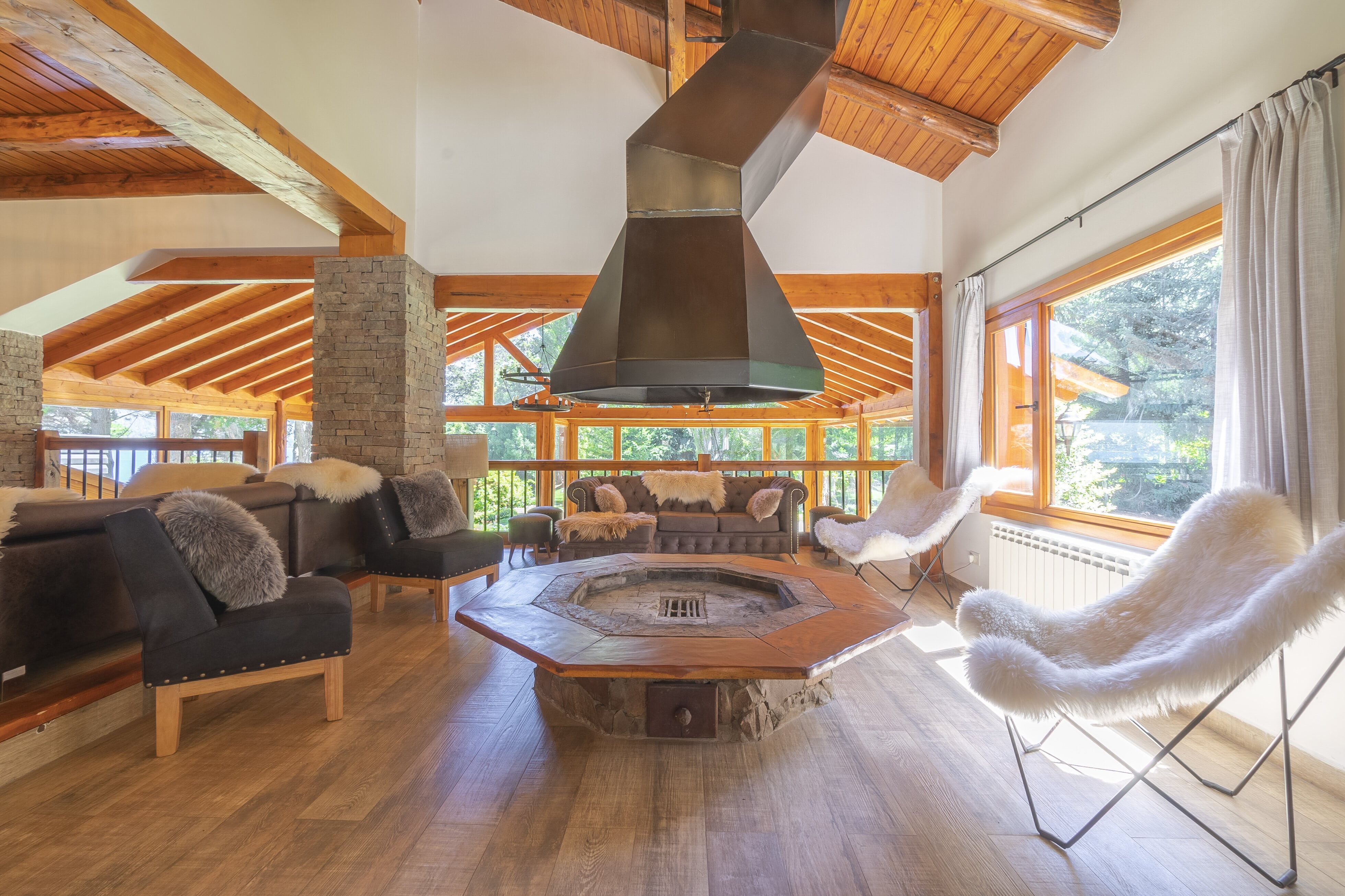 Home Six Bedrooms with More Than Three Bathrooms