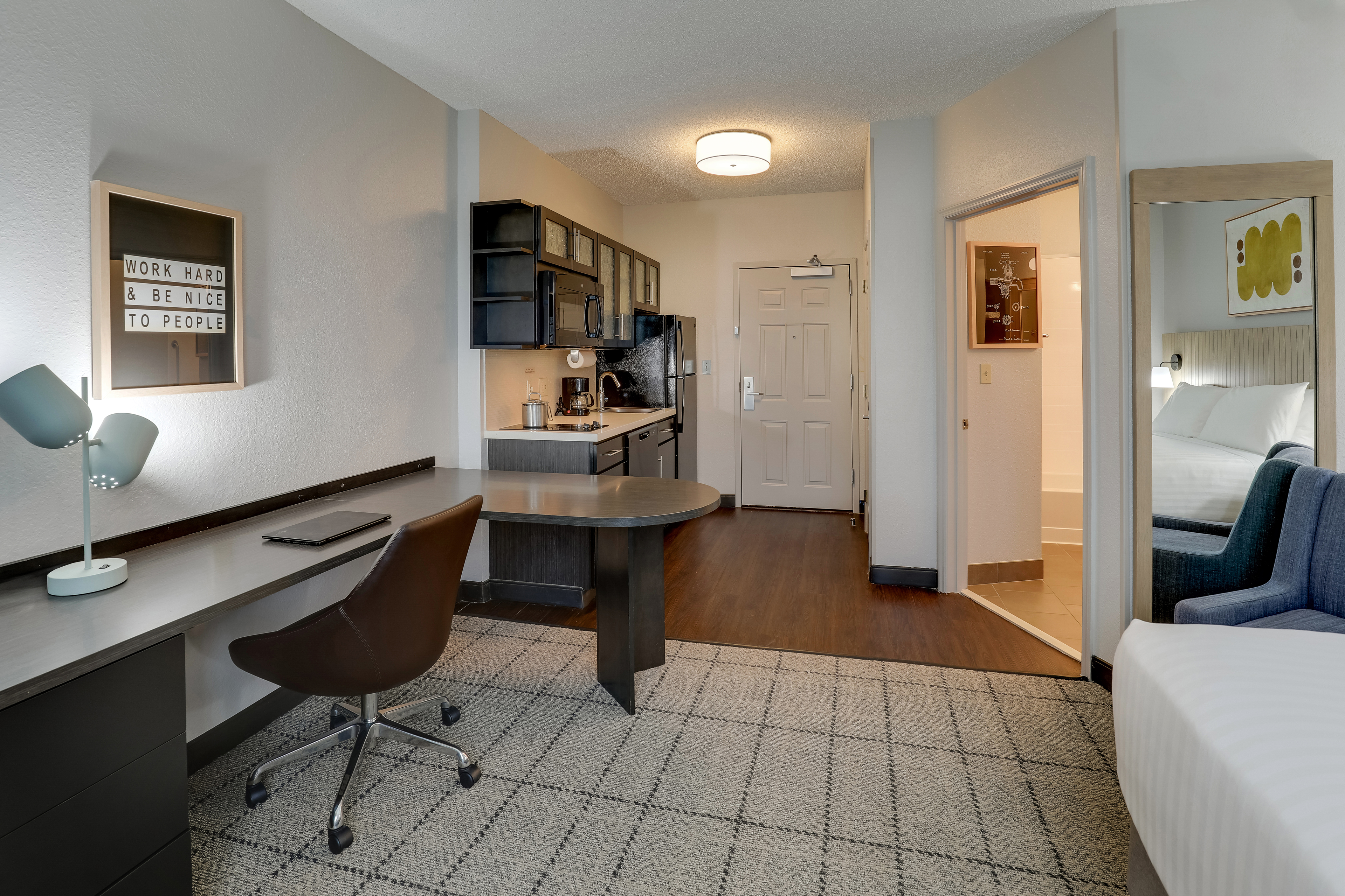 Studio Queen Size Bed