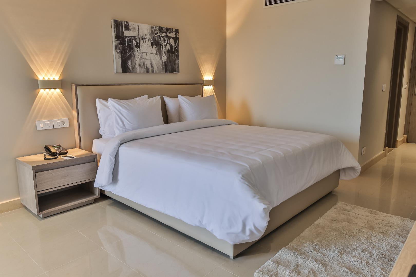 Junior Suite City View King Bed