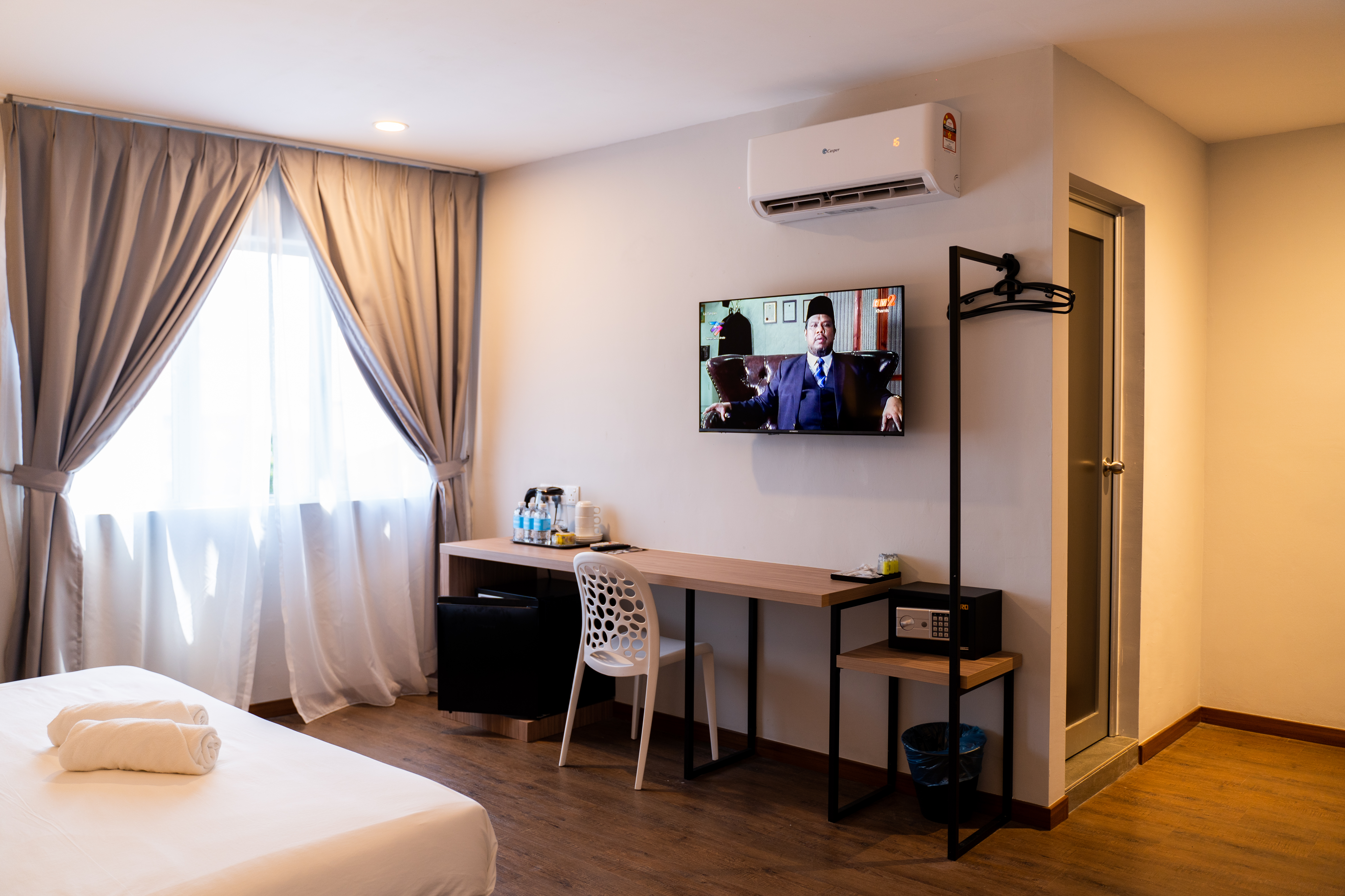 Family Room Executive