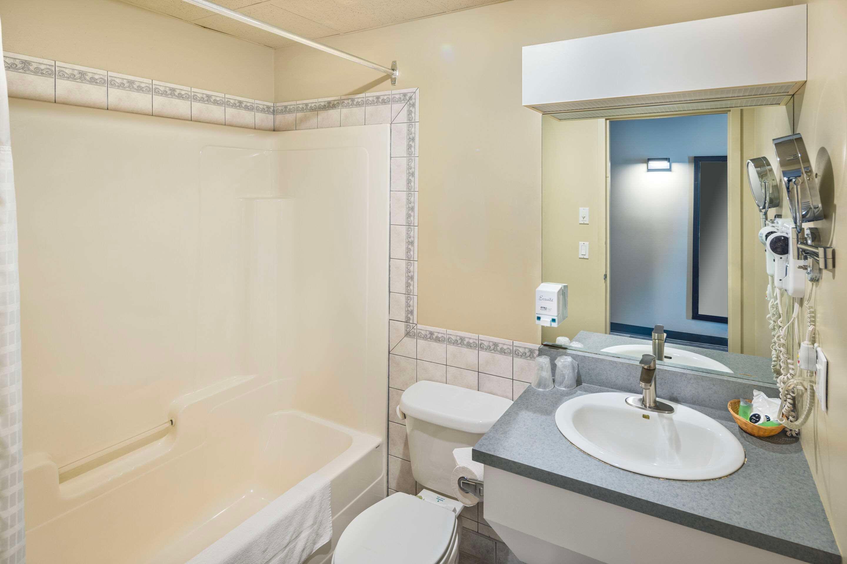 Double Queen Size Bed