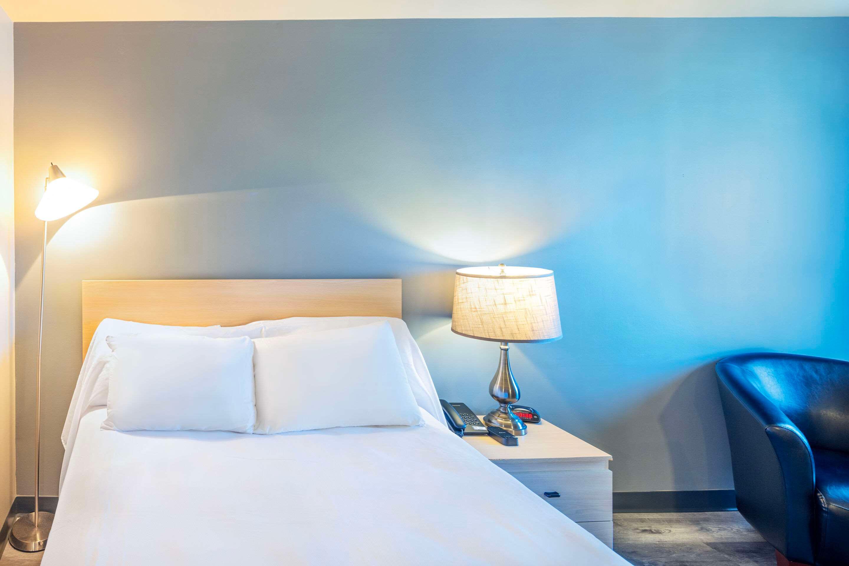 Double Accessible-queen Size Bed