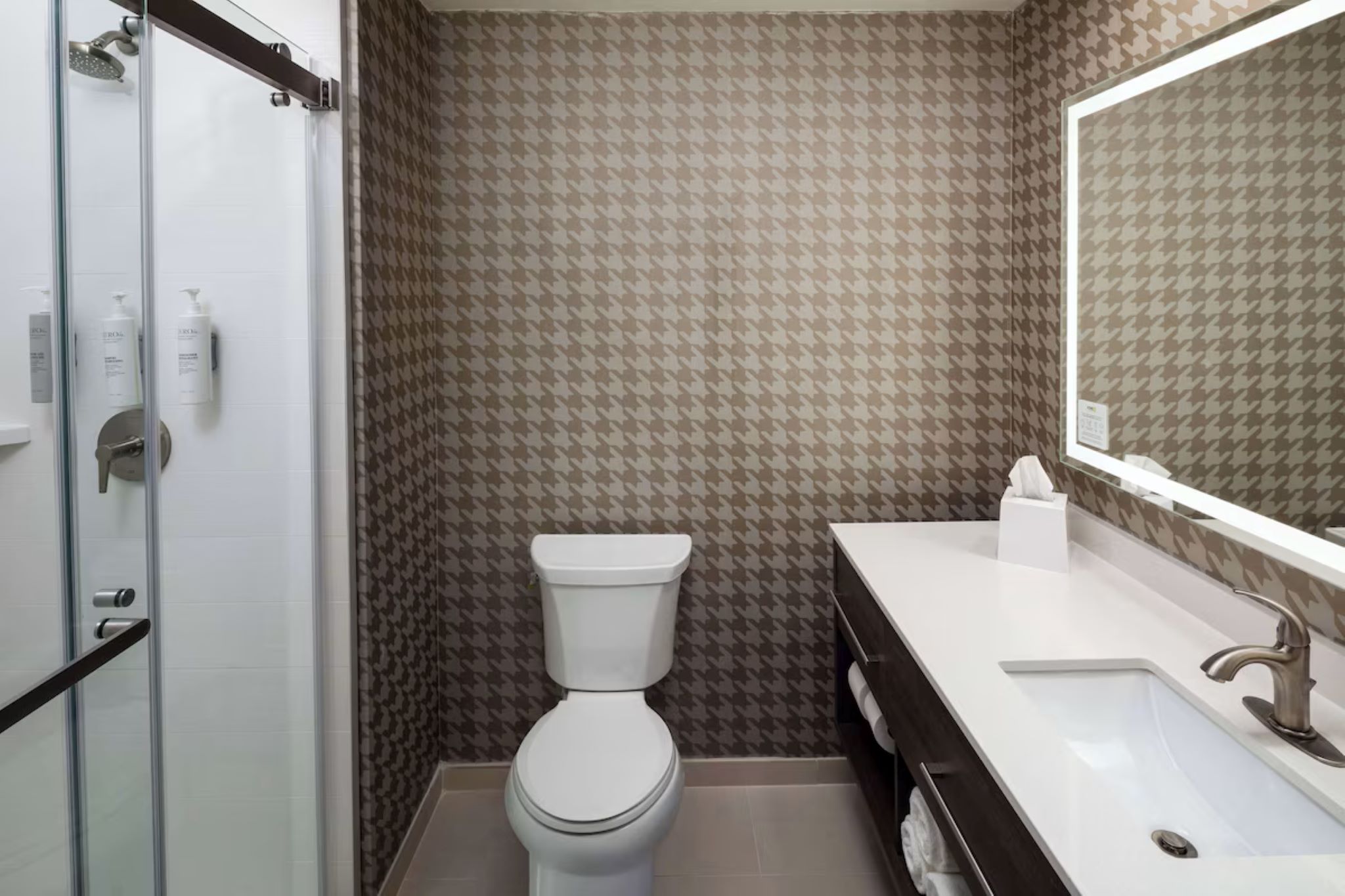 Studio King Size Bed