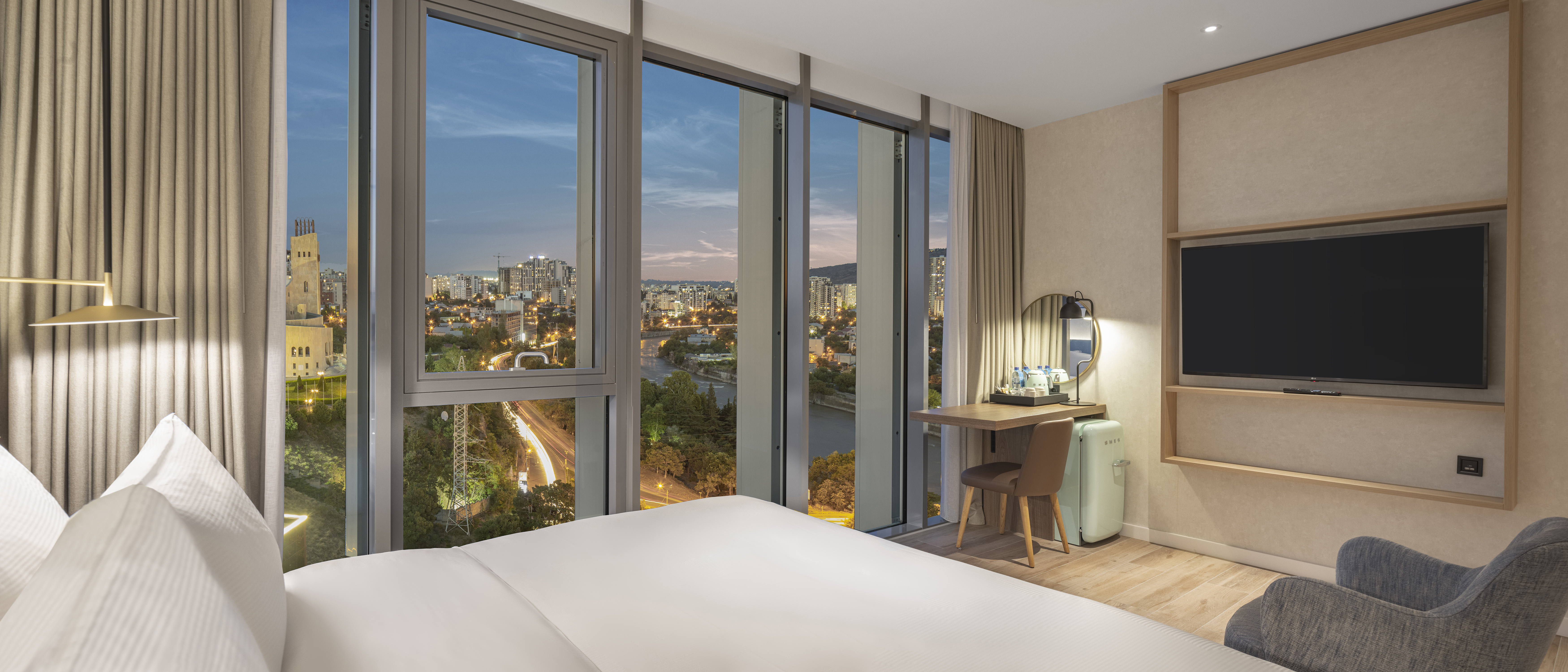 Double King Size Bed