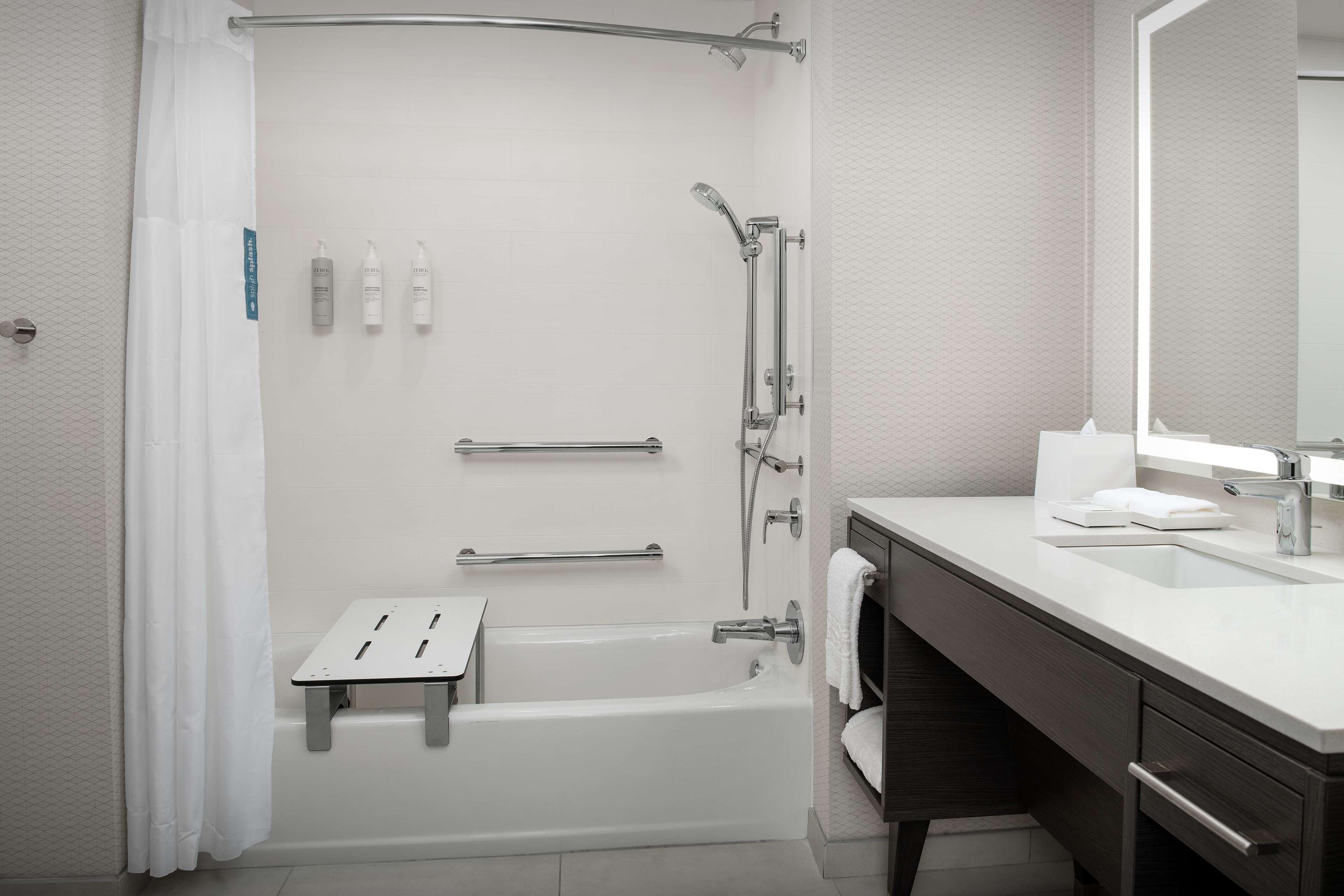 Studio Accessible-two Queen Beds