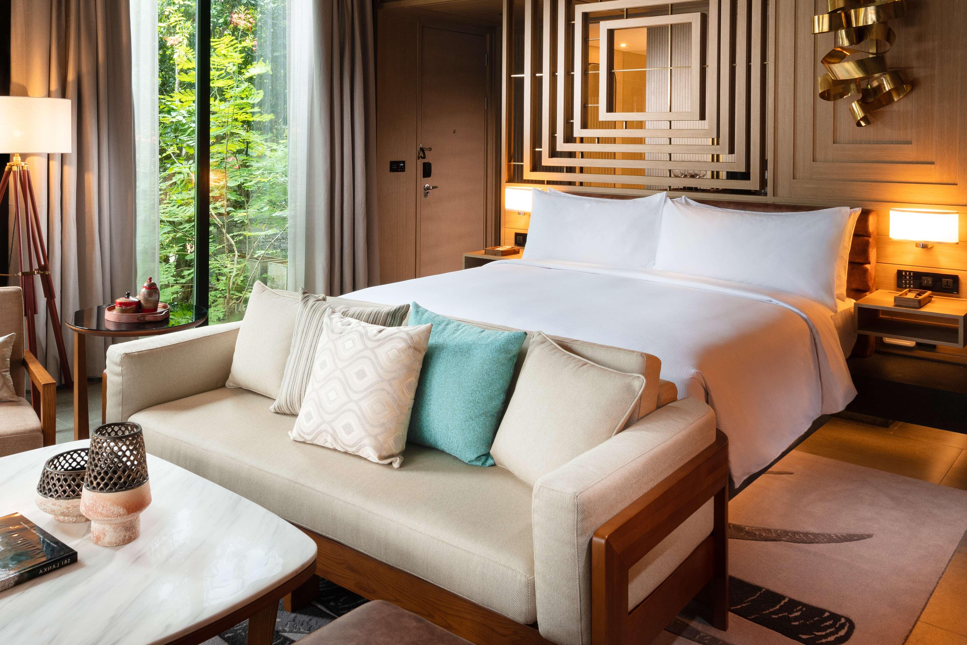 Double Accessible King Size Bed