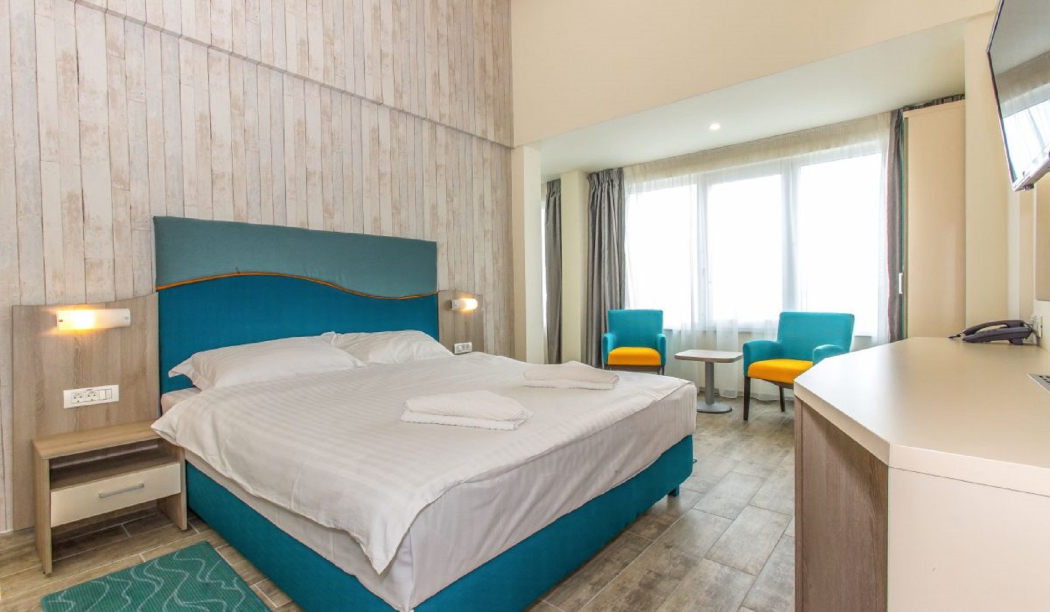 Family Room Without Balcony