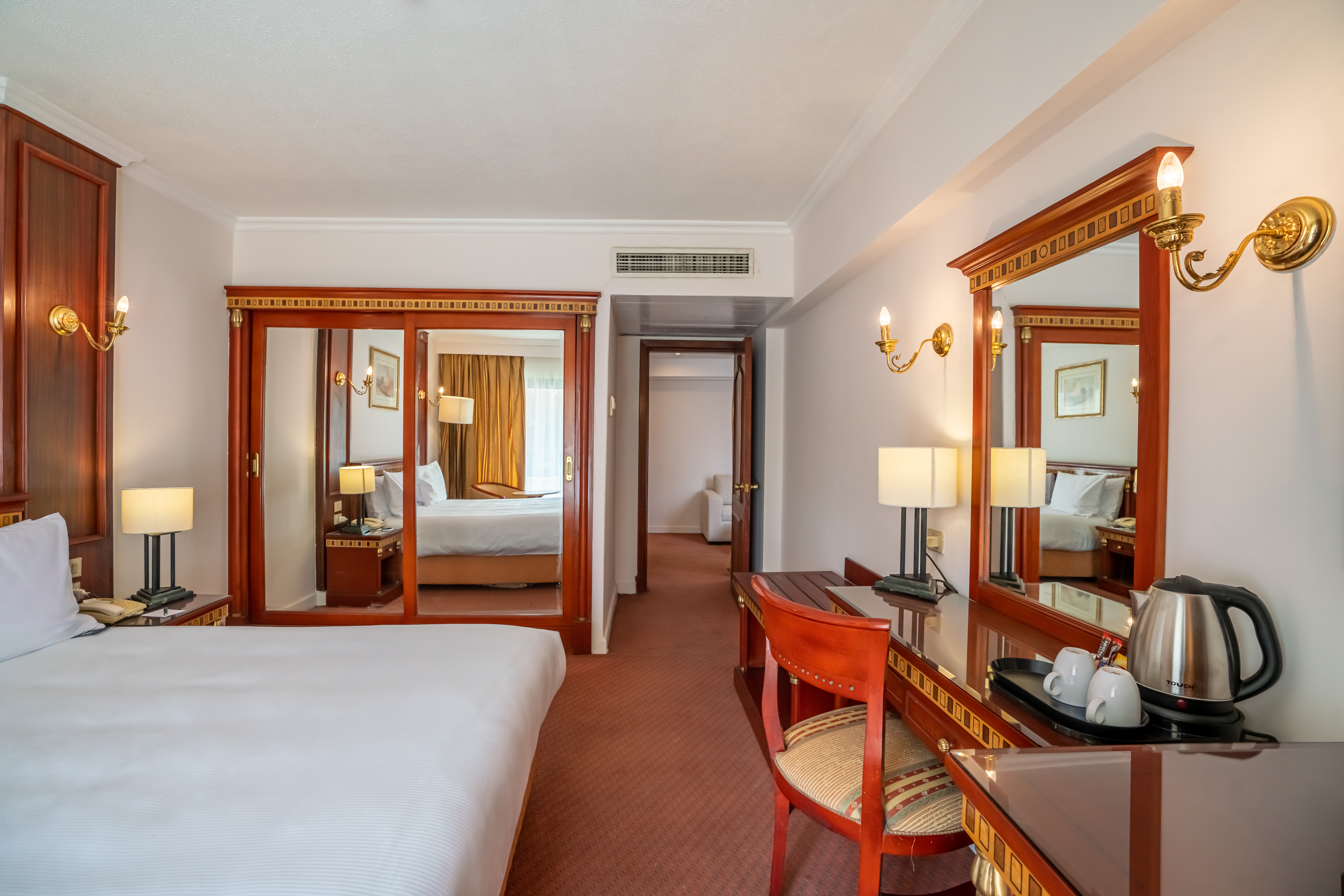 Junior Suite City View