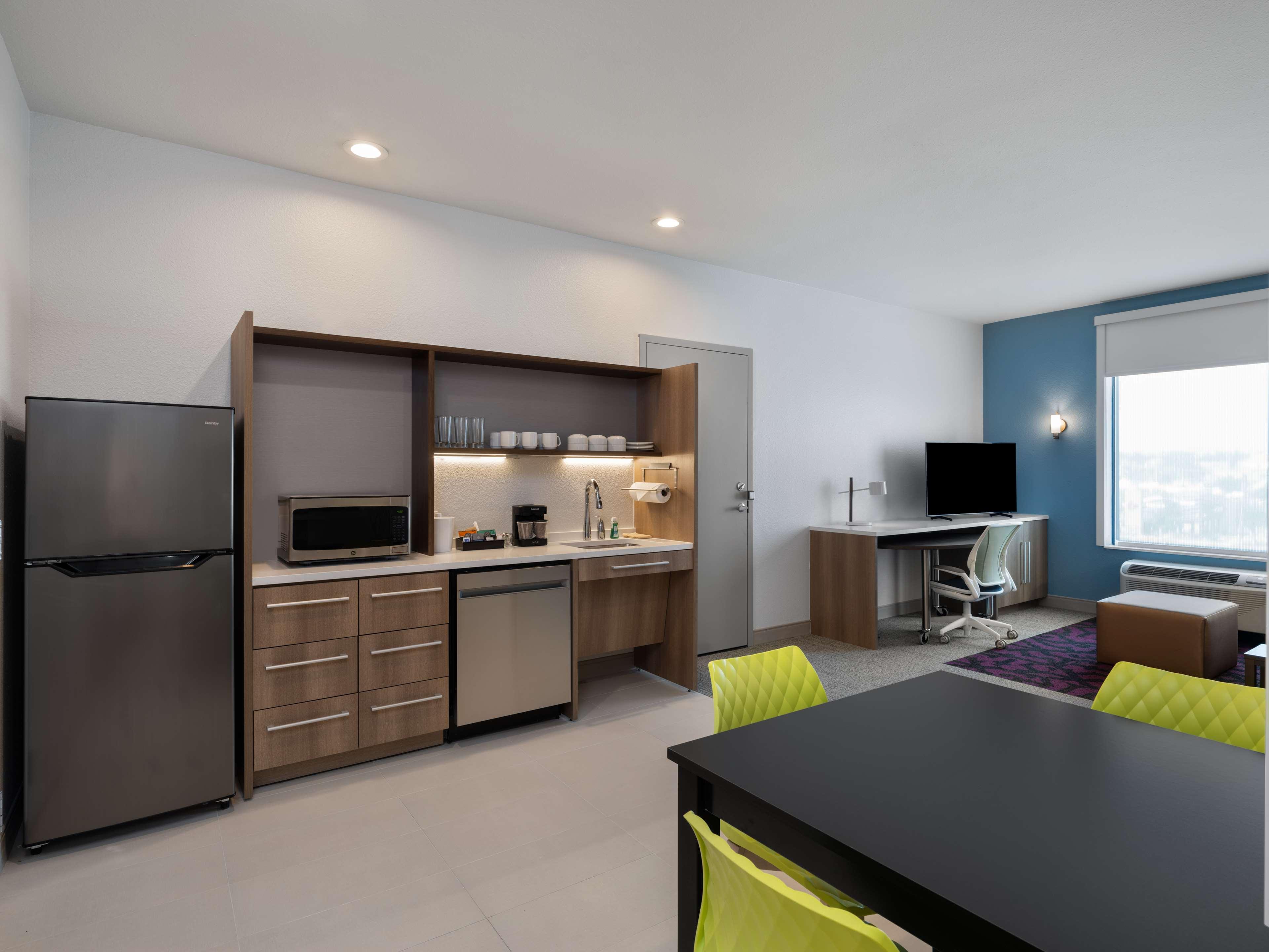 Suite King Bed One Bedroom 