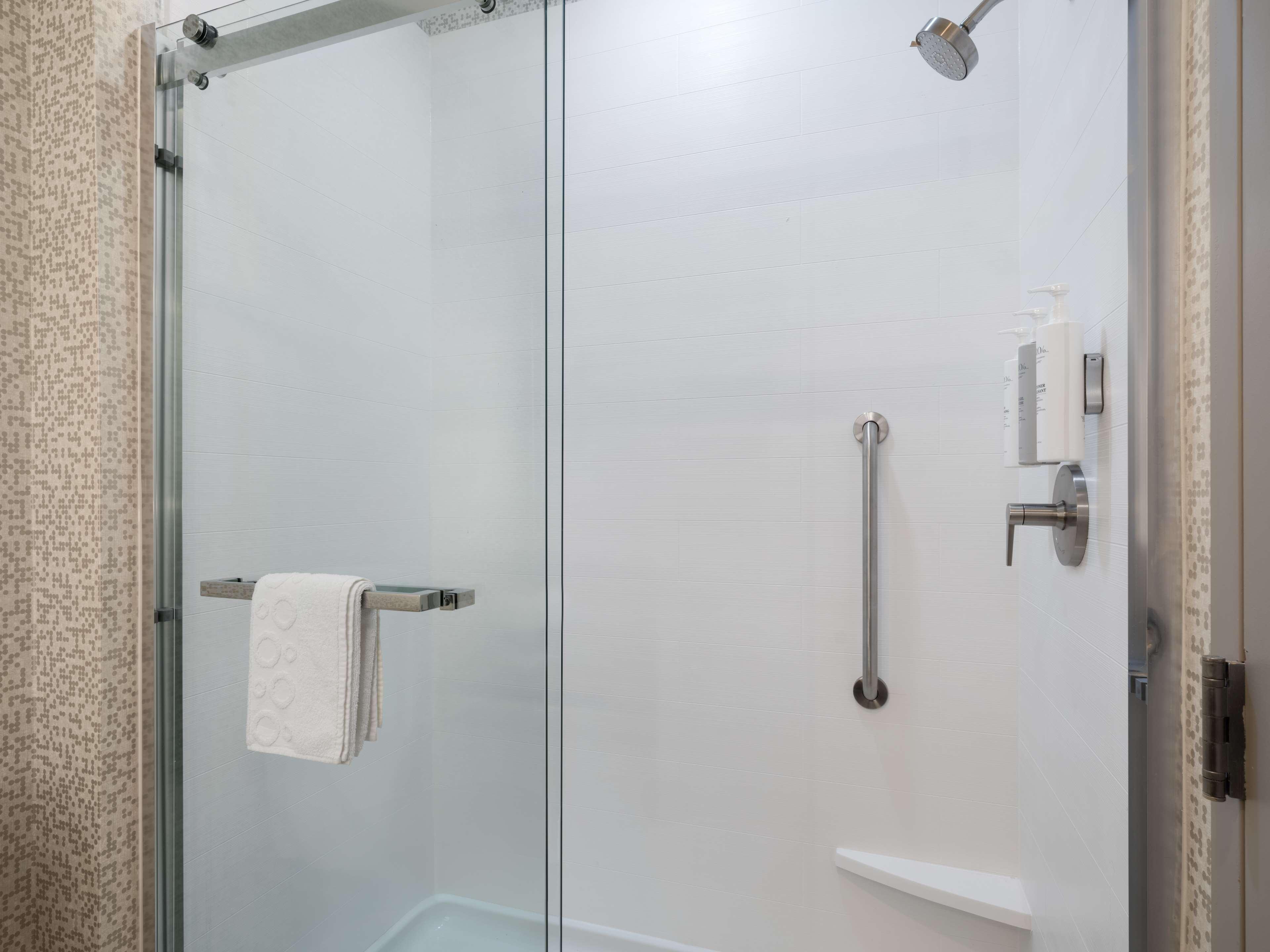 Studio Two Queen Beds