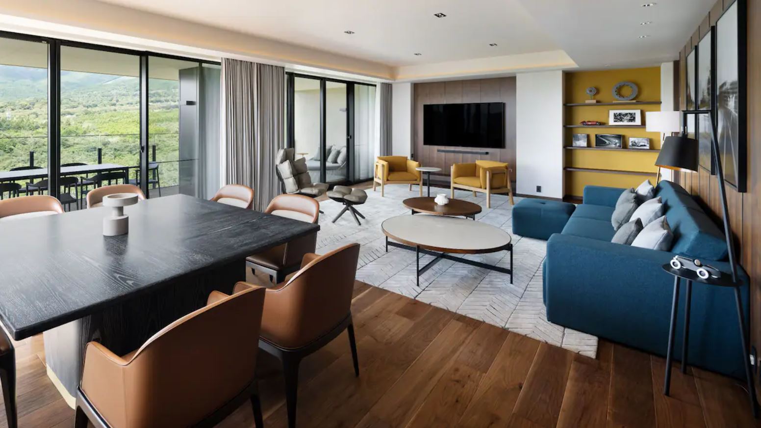 Quadruple Two Queen Beds