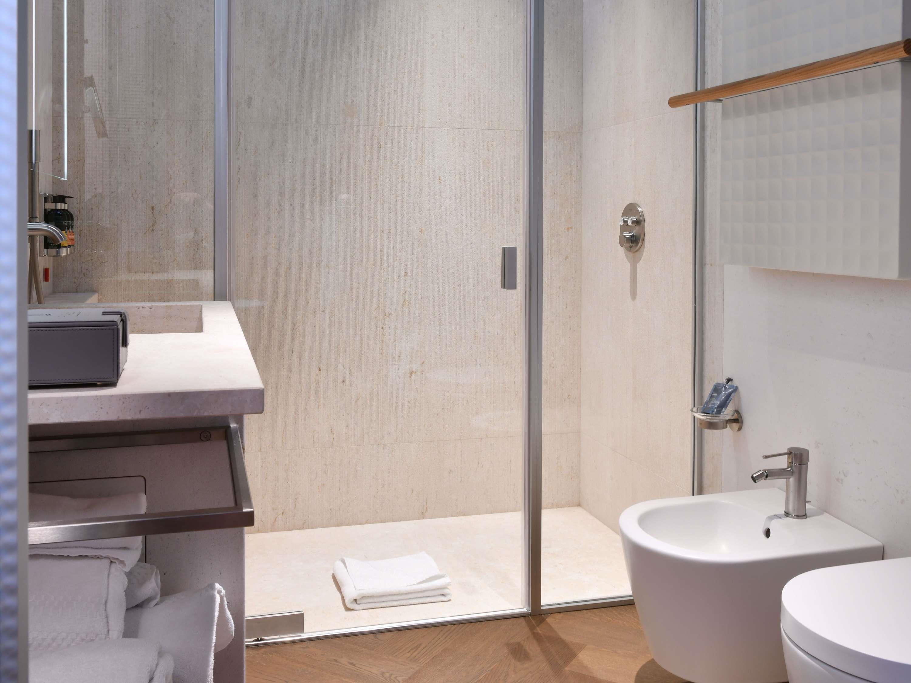 Double Superior Bay View