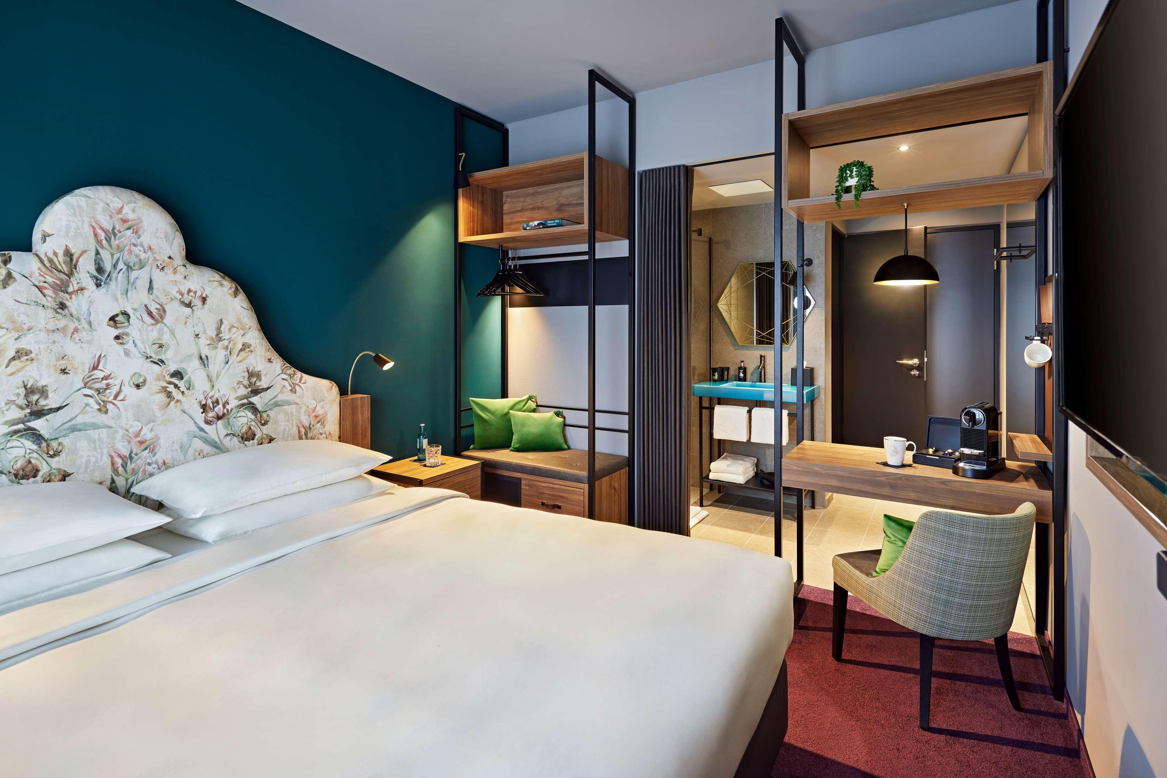 Double King Size Bed