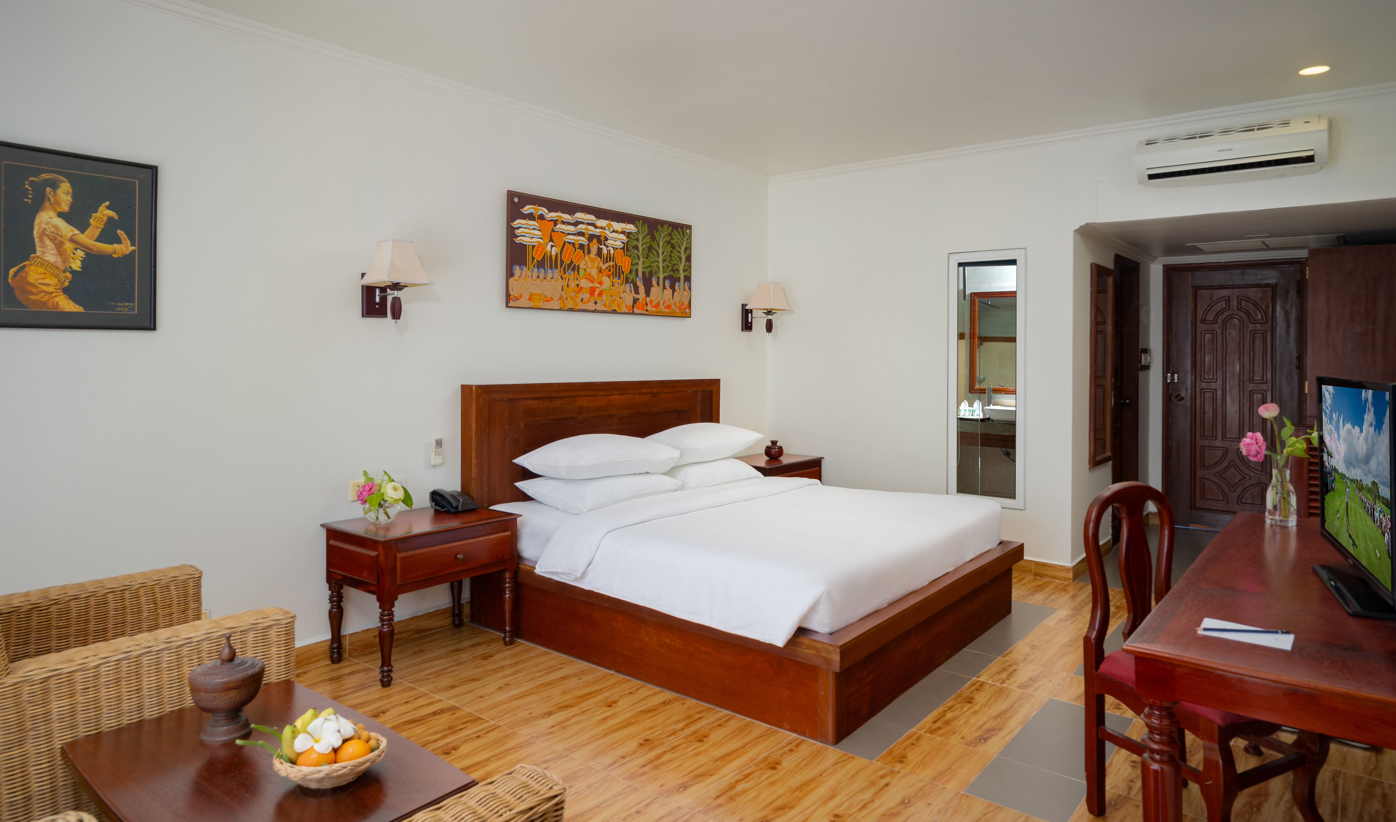 Double or Twin Deluxe