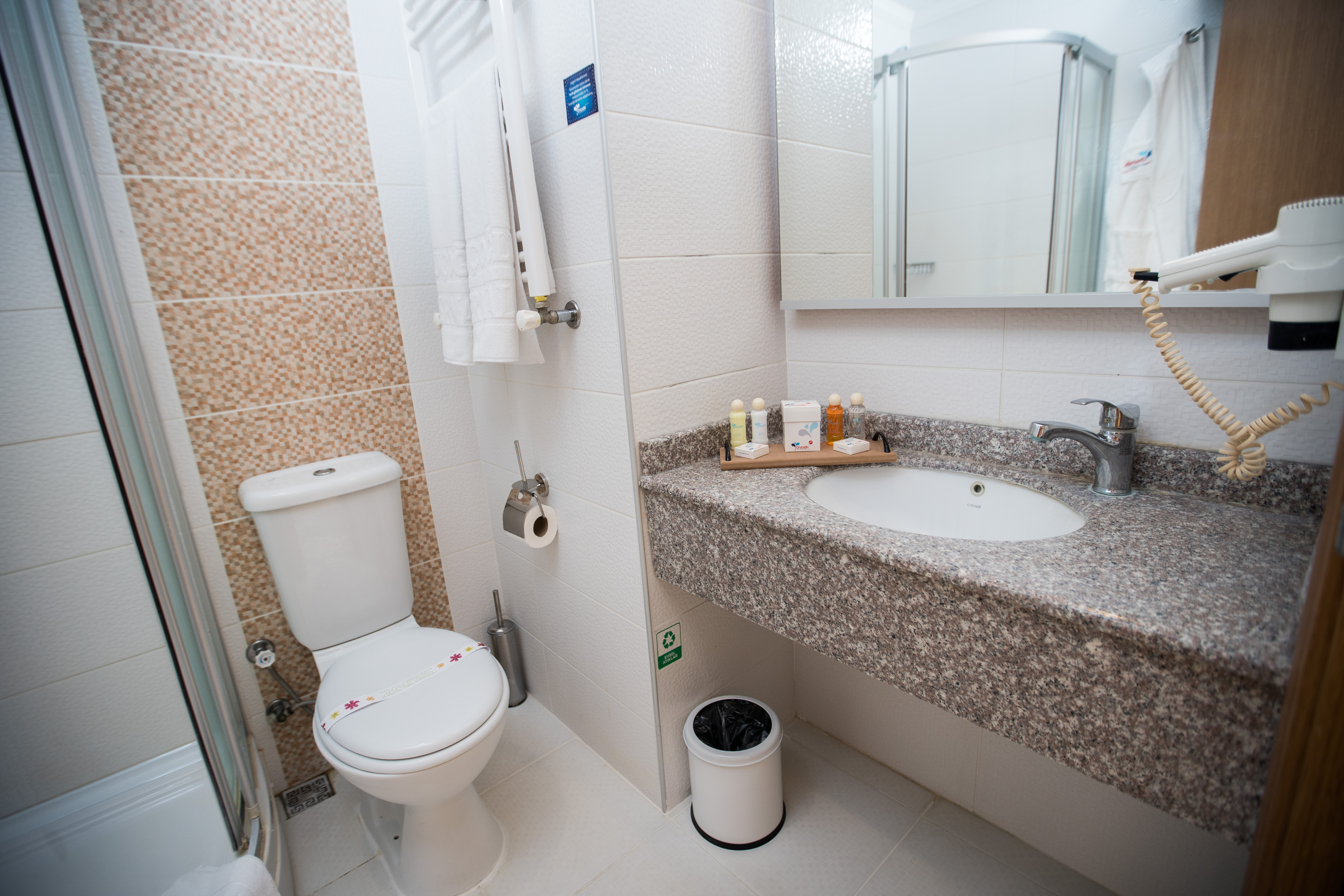 Double or Twin Deluxe