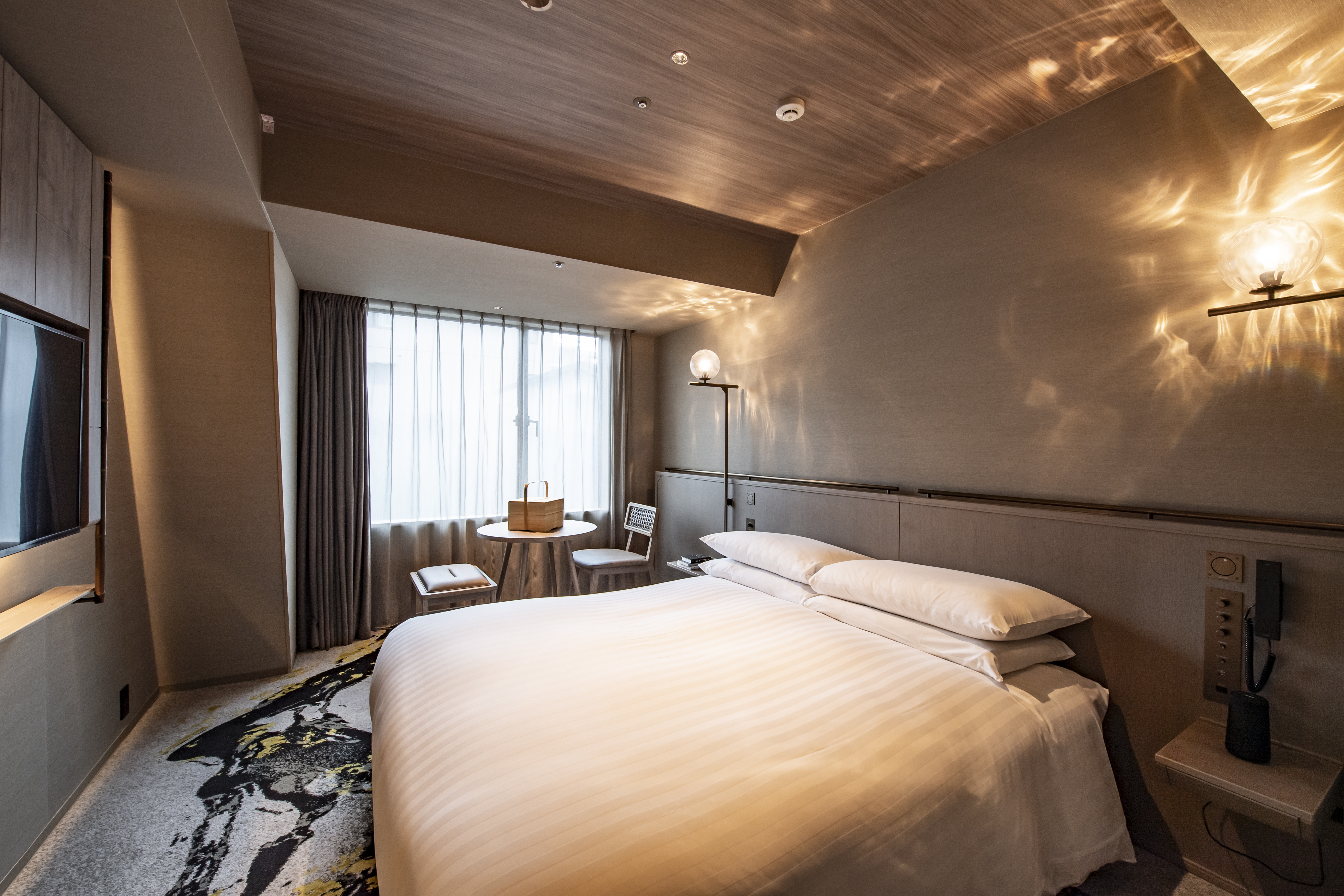 Double Queen Bed Non Smoking