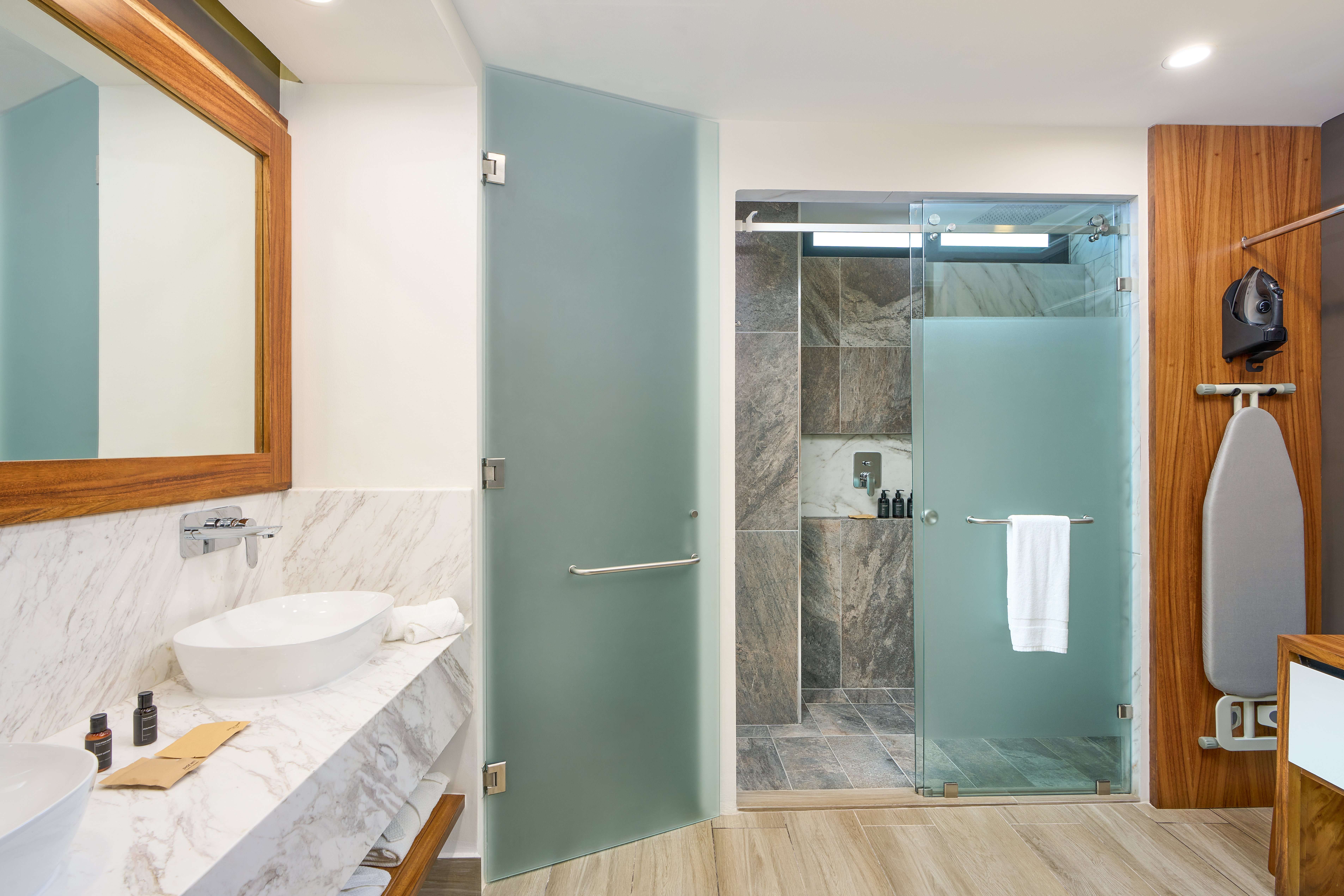 Junior Suite Lagoon View