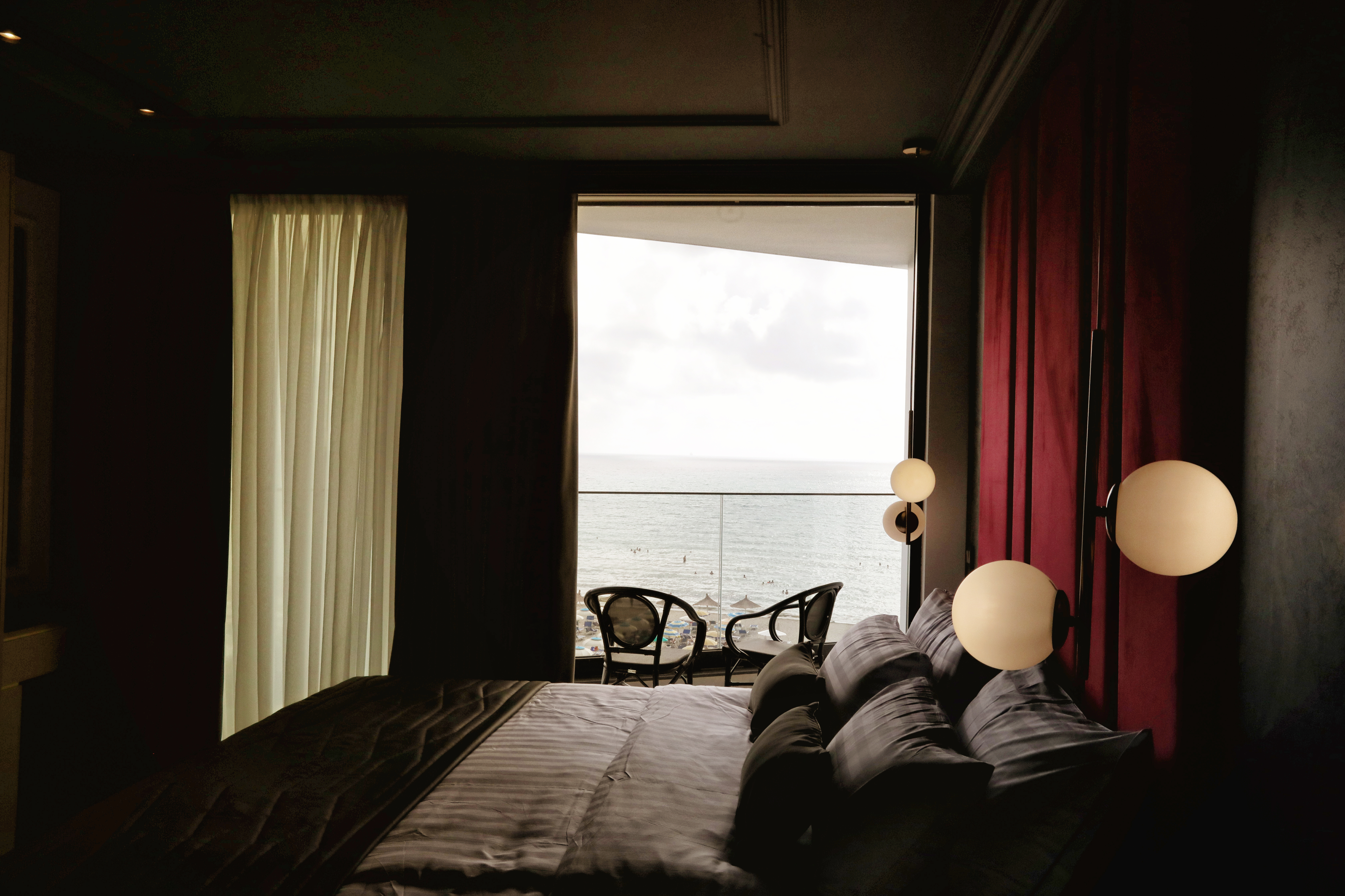 Double Superior Sea Front