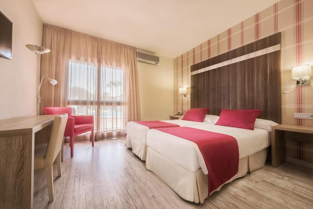 Double or Twin Capacity 2