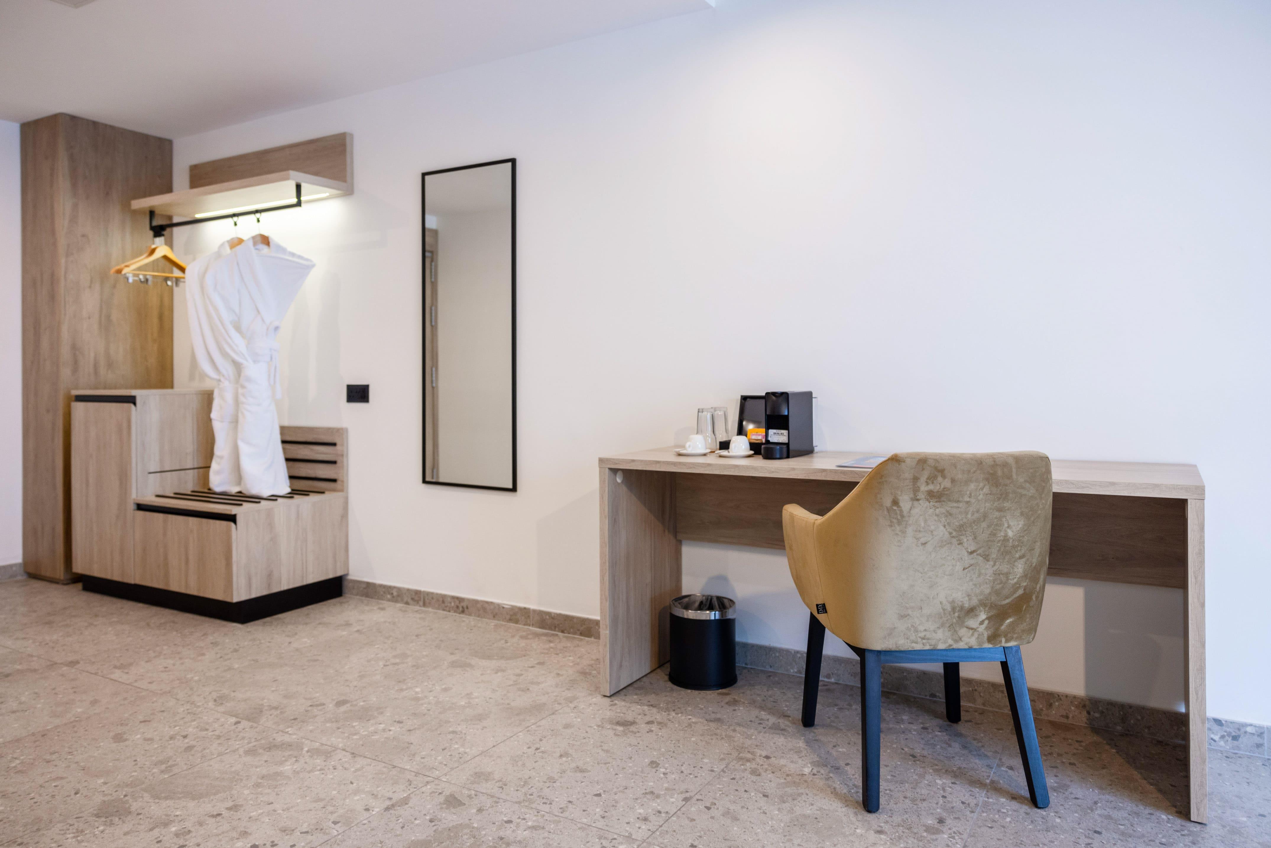 Double Superior King Bed