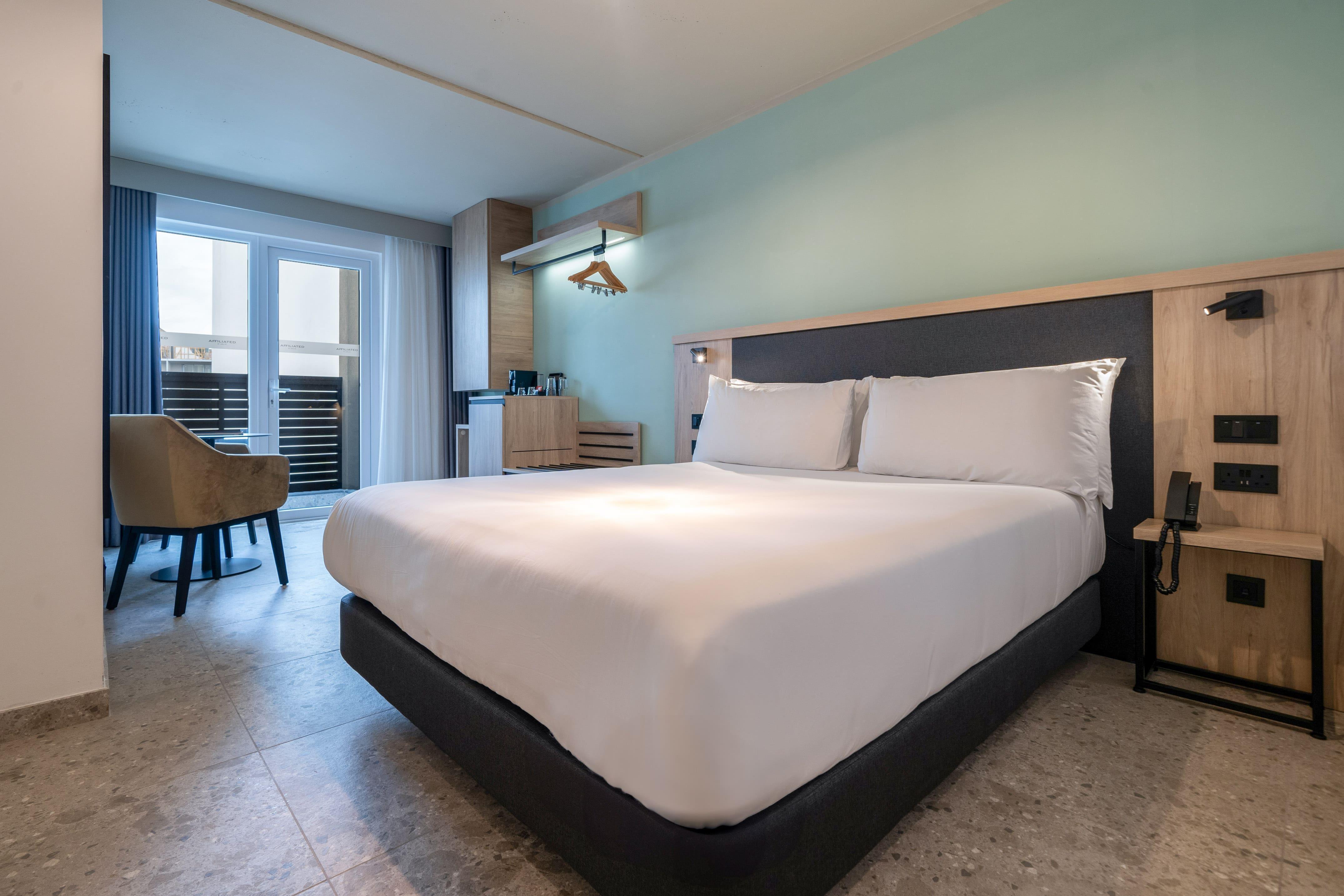 Double King Size Bed