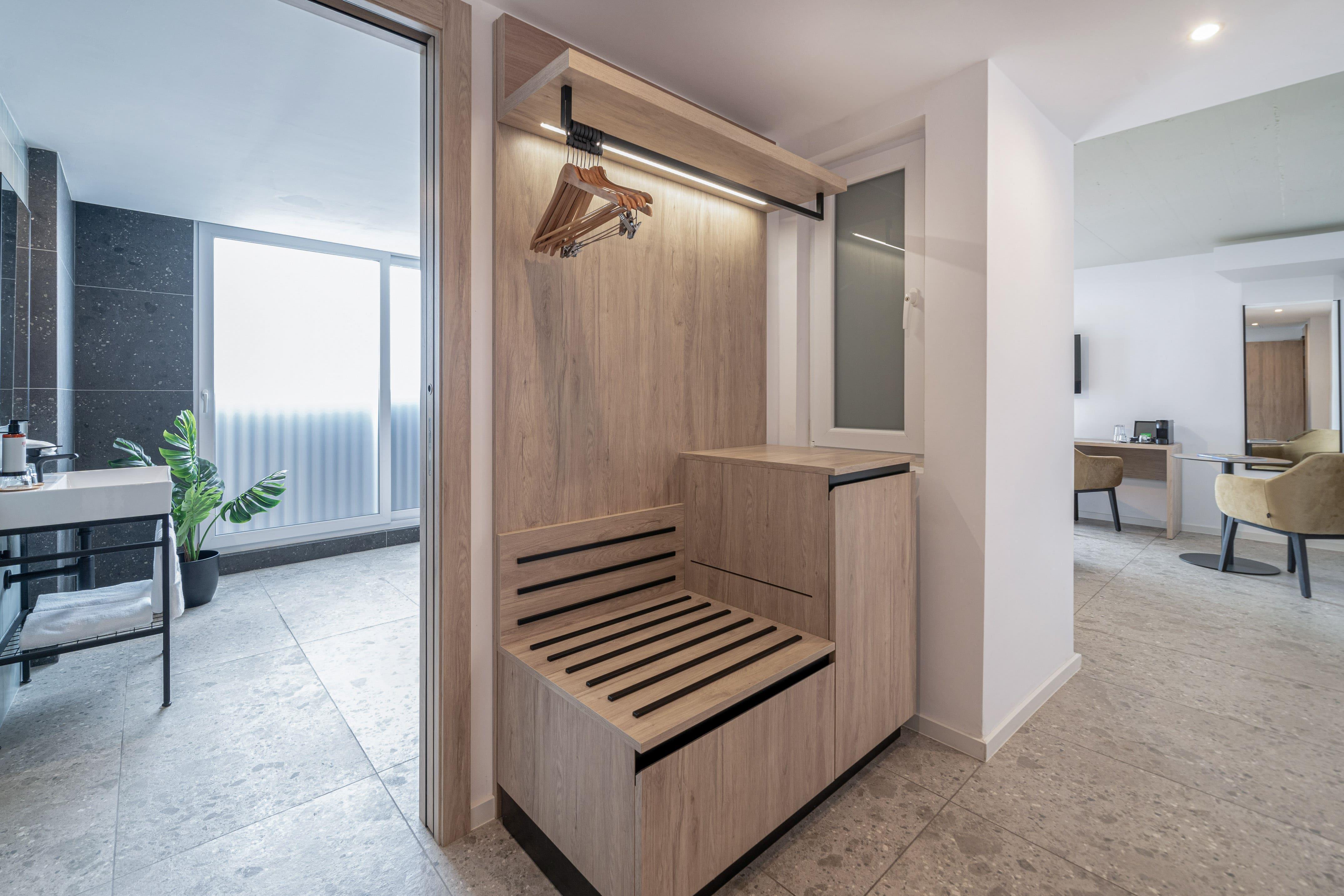 Double Superior King Bed