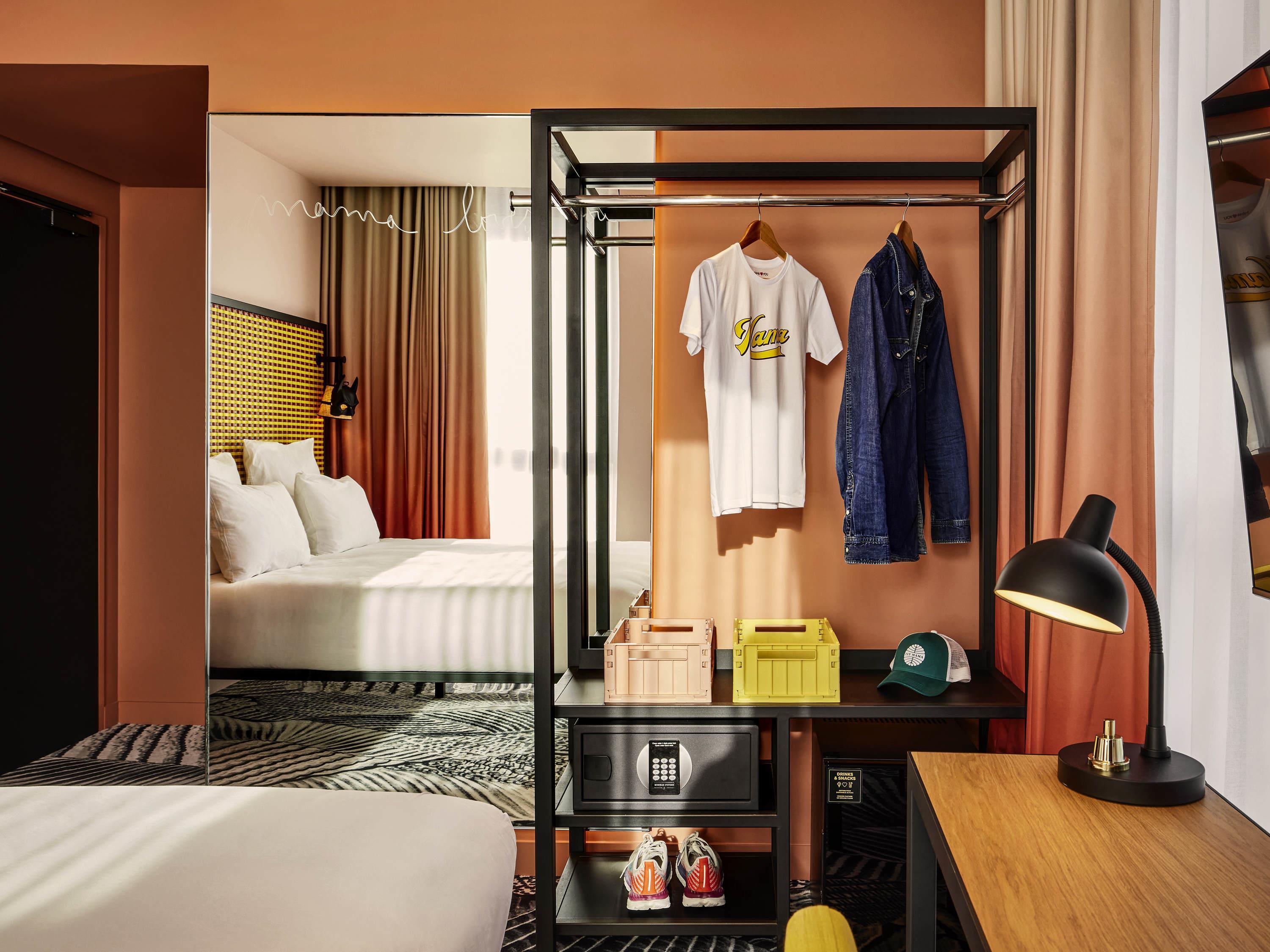 Double Queen Size Bed