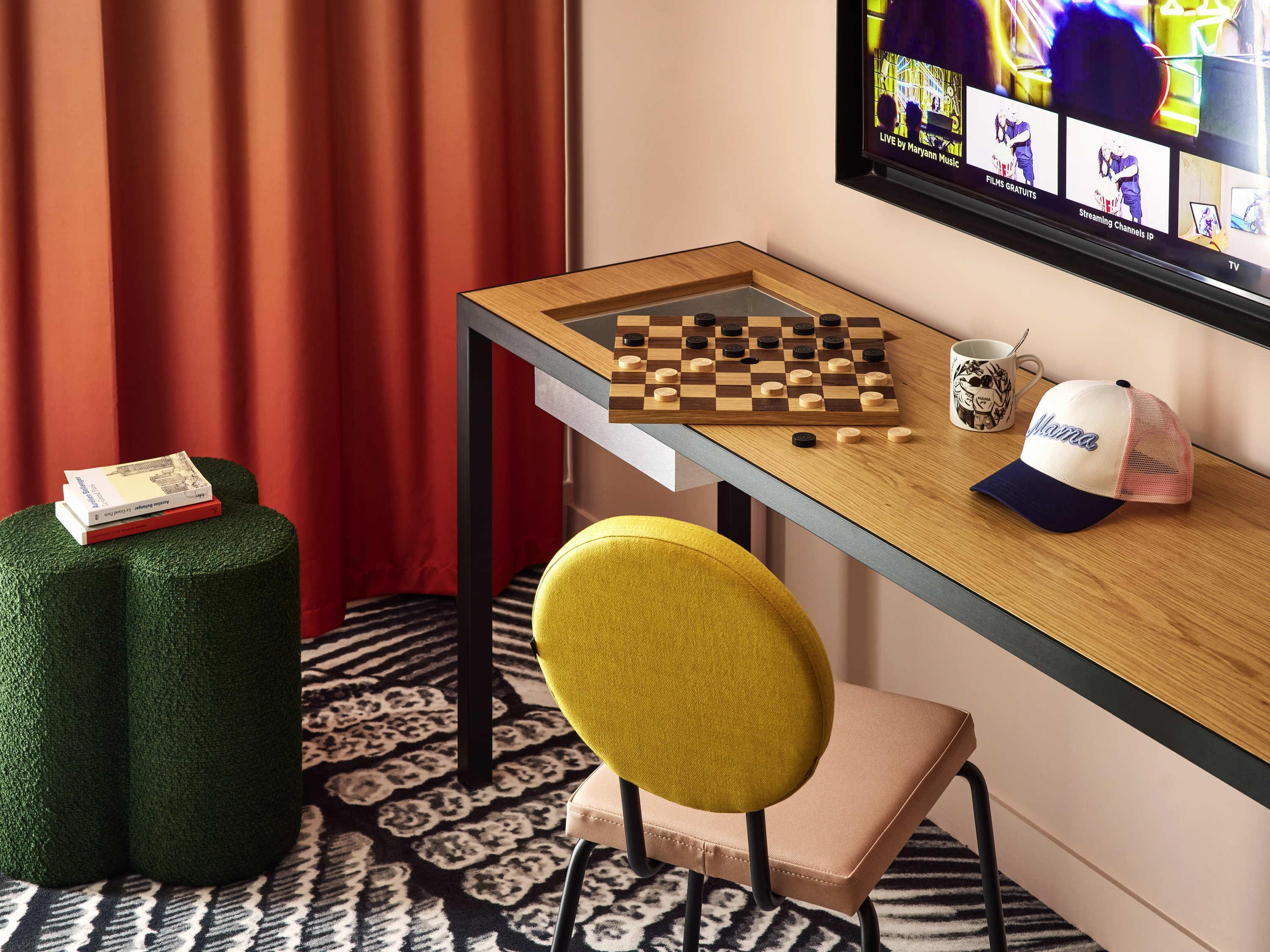 Double Queen Size Bed